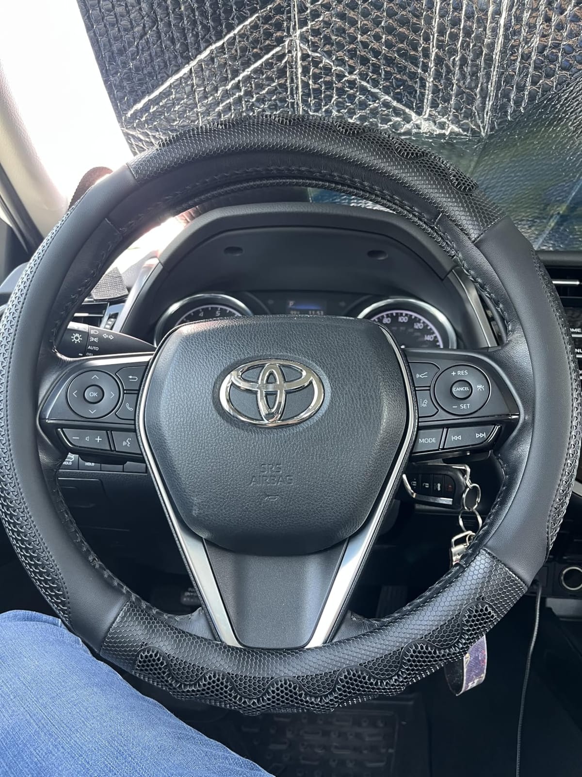 PINCTROT Steering Wheel Cover Great Grip Honeycomb Design 15 Inch All Black | 3D Silicone Anti-Slip Universal 14.5-15in customer photo 2