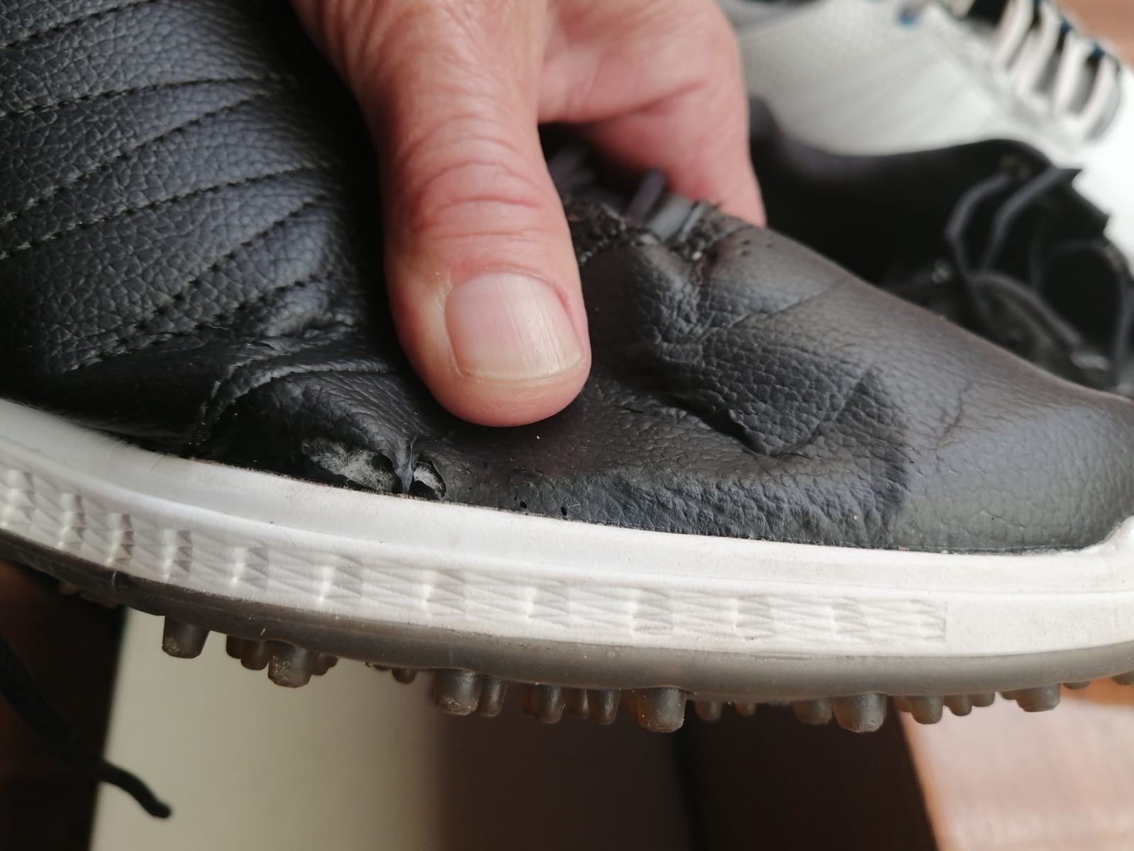 Skechers Men's Pivot Spikeless Golf Shoe customer photo 1