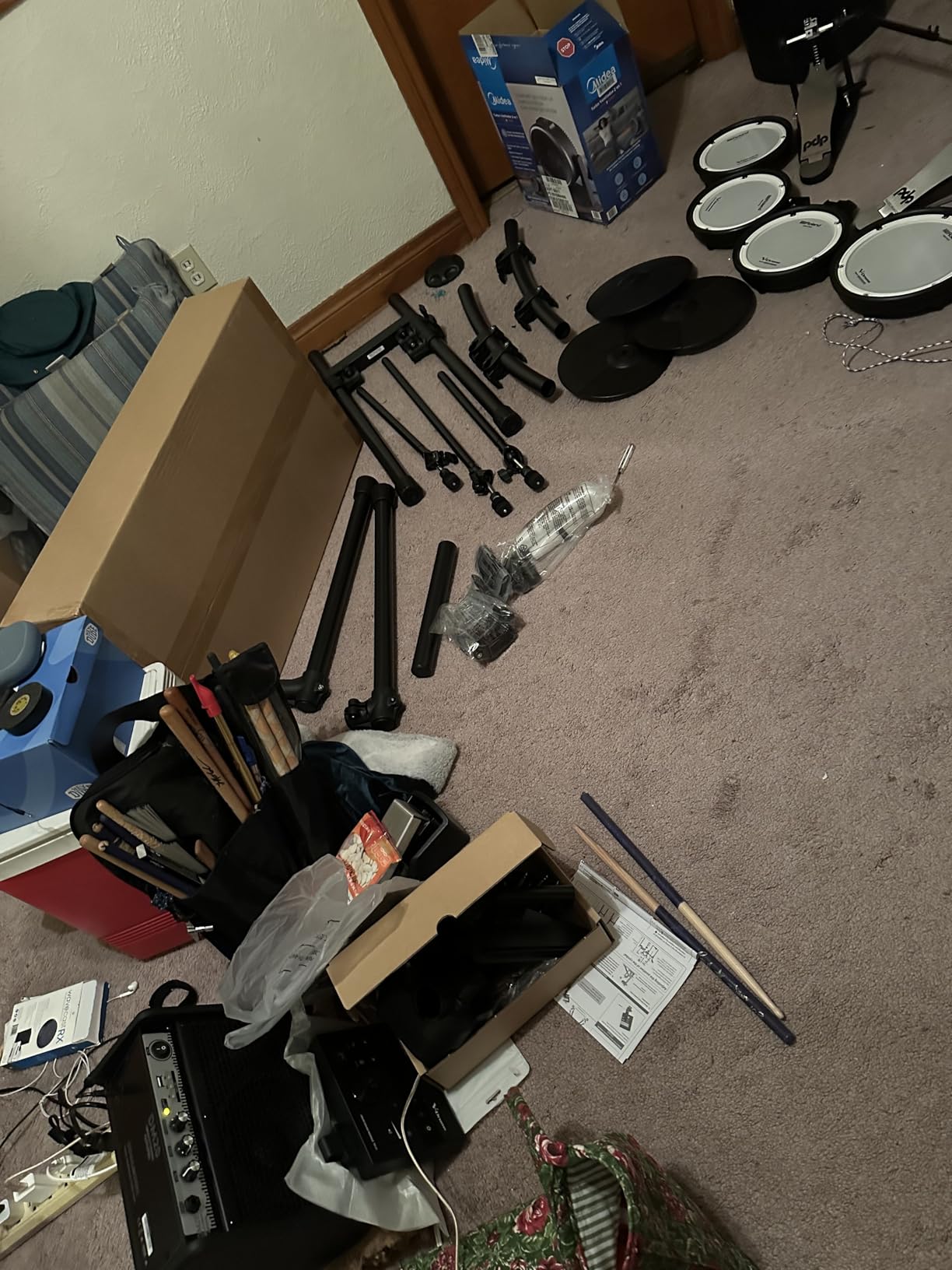 Roland TD-07DMK Electronic V-Drums Kit - Legendary Double-Ply All Mesh Head kit with superior expression and playability - Bluetooth Audio & MIDI - 40 FREE Melodics Lessons | Td-07 Module, Pdx-8 Snare, 3× Pdx-6a Toms, Kd-2 Kick, Cy-5 Cymbals, Bluetooth and USB, 25 Presets, 40 Free Melodics Lessons customer photo 2