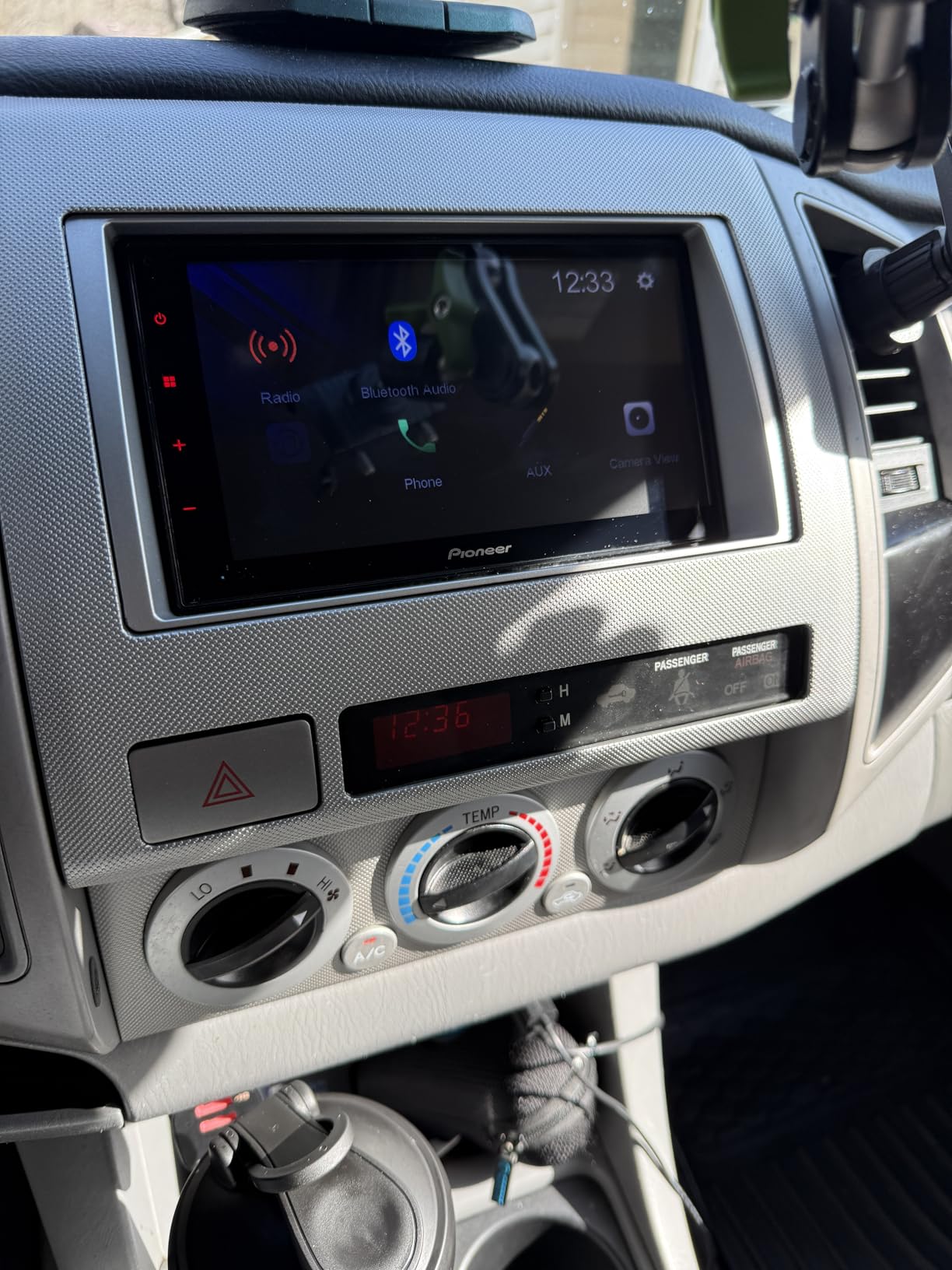 Pioneer DMH-130BT 6.8