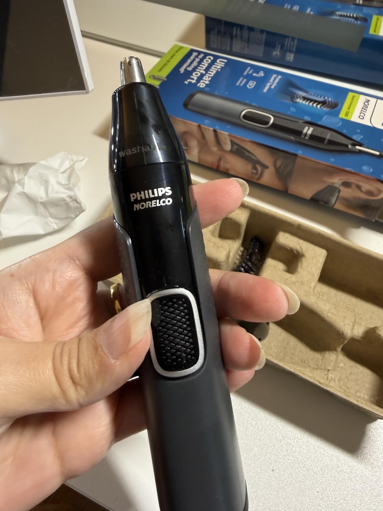 Norelco Philips Nose Trimmer 3000, for Nose, Ears & Eyebrows | Protective Guard System, Dual-Sided Steel Blades, Eyebrow Combs, Rotary Trimmer, Fully Washable, AA Battery, NT3600/62 customer photo 1