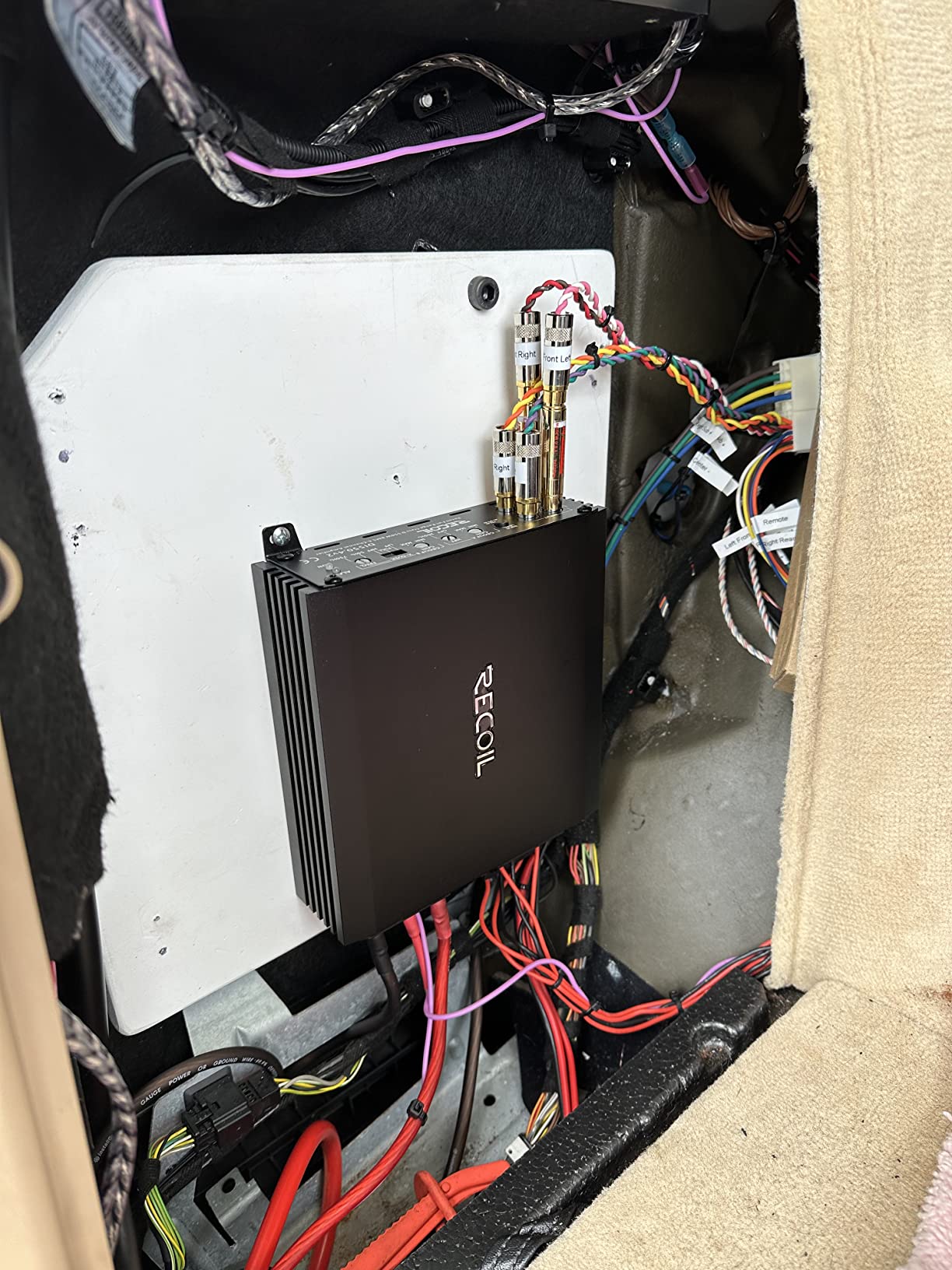 Recoil DI550.4 Full-Range Class-D 4-Channel Car Audio Amplifier 1040W | RMS 130W x4 @2Ω, 2-4 Ohm Stable, MOSFET, LPF, HPF, Bass EQ - 4-Channel Amp customer photo 2