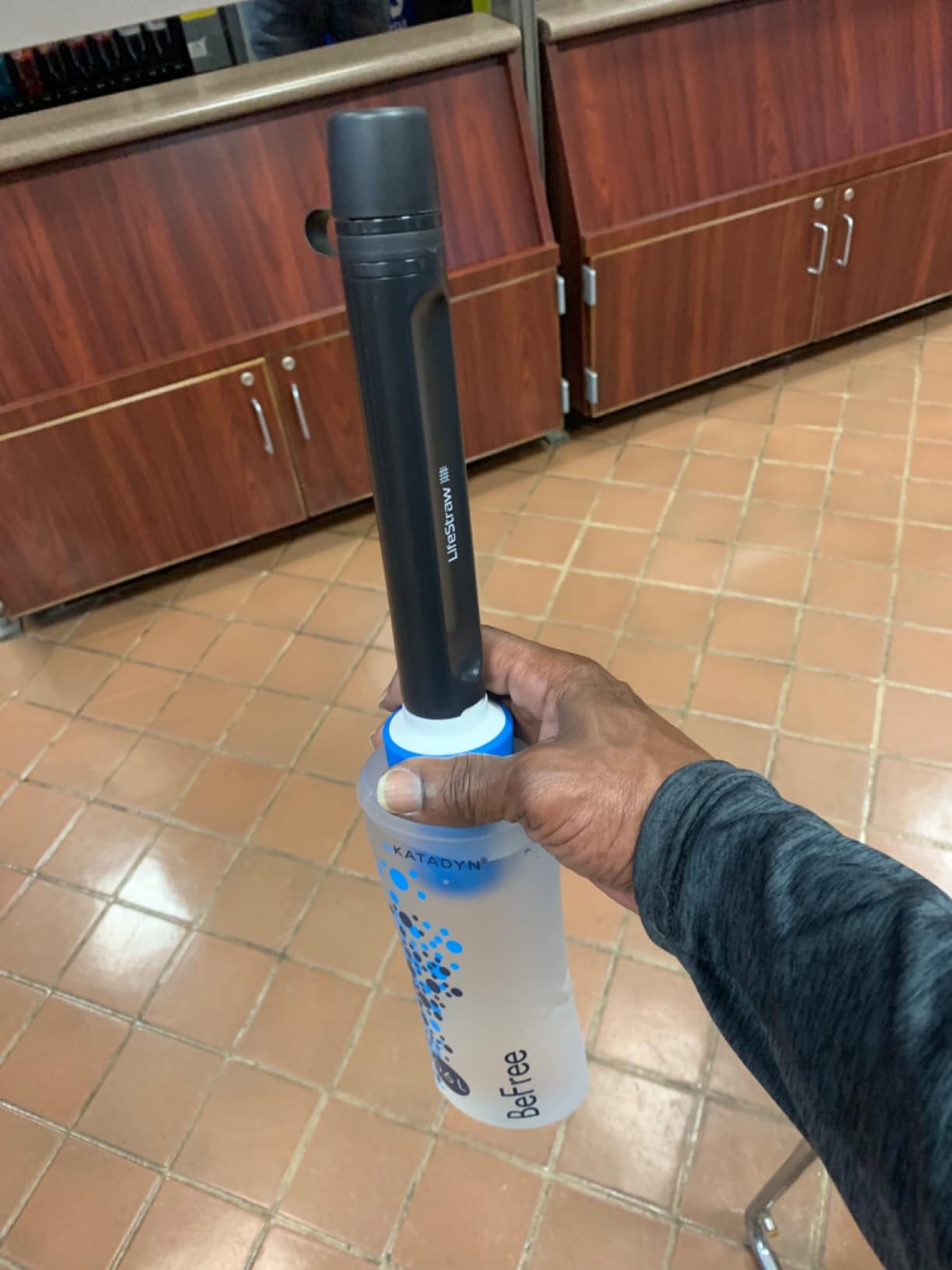 LifeStraw Peak Series Personal Water Filter for Hiking, Camping, Travel, and Emergency Preparedness, 1 Pack, Mountain Blue customer photo 1