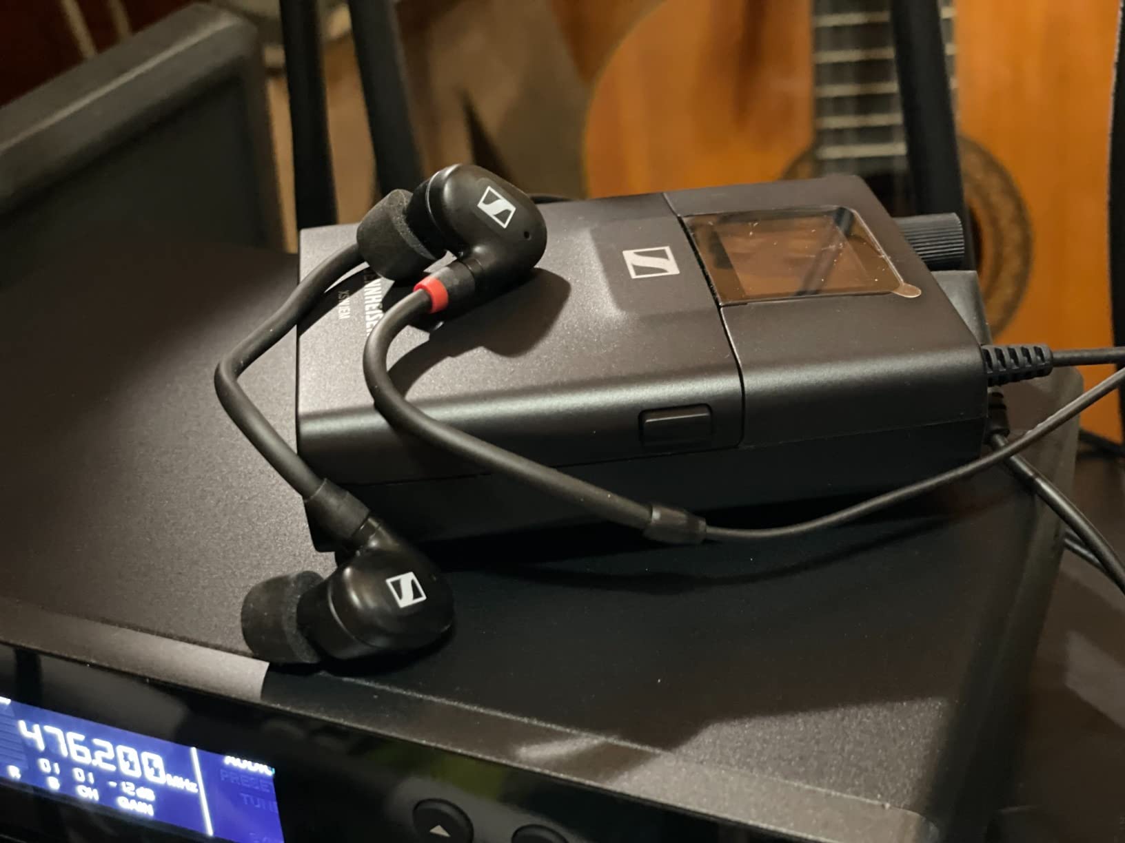 Sennheiser XSW-IEM Wireless In-Ear Monitor System A Band, Black customer photo 1