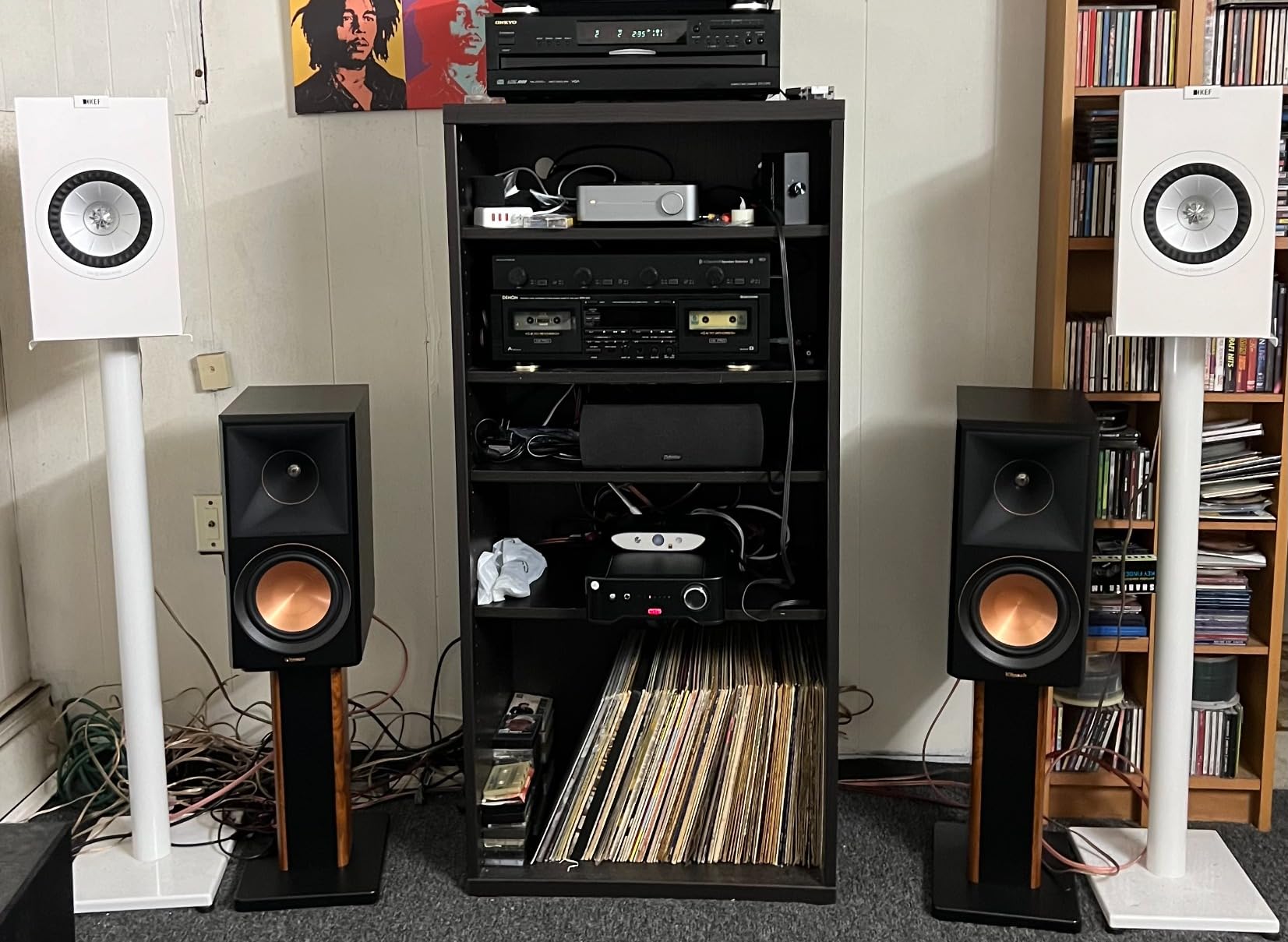 Klipsch Reference Premiere RP-600M II Ebony Bookshelf Speakers customer photo 2