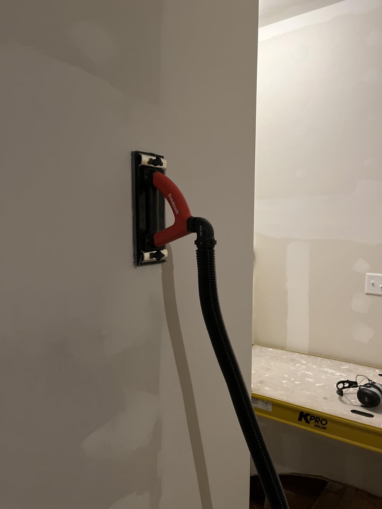 Goldblatt Dust Free Drywall Hand Sander with 6.5 ft Vacuum Hose customer photo 2