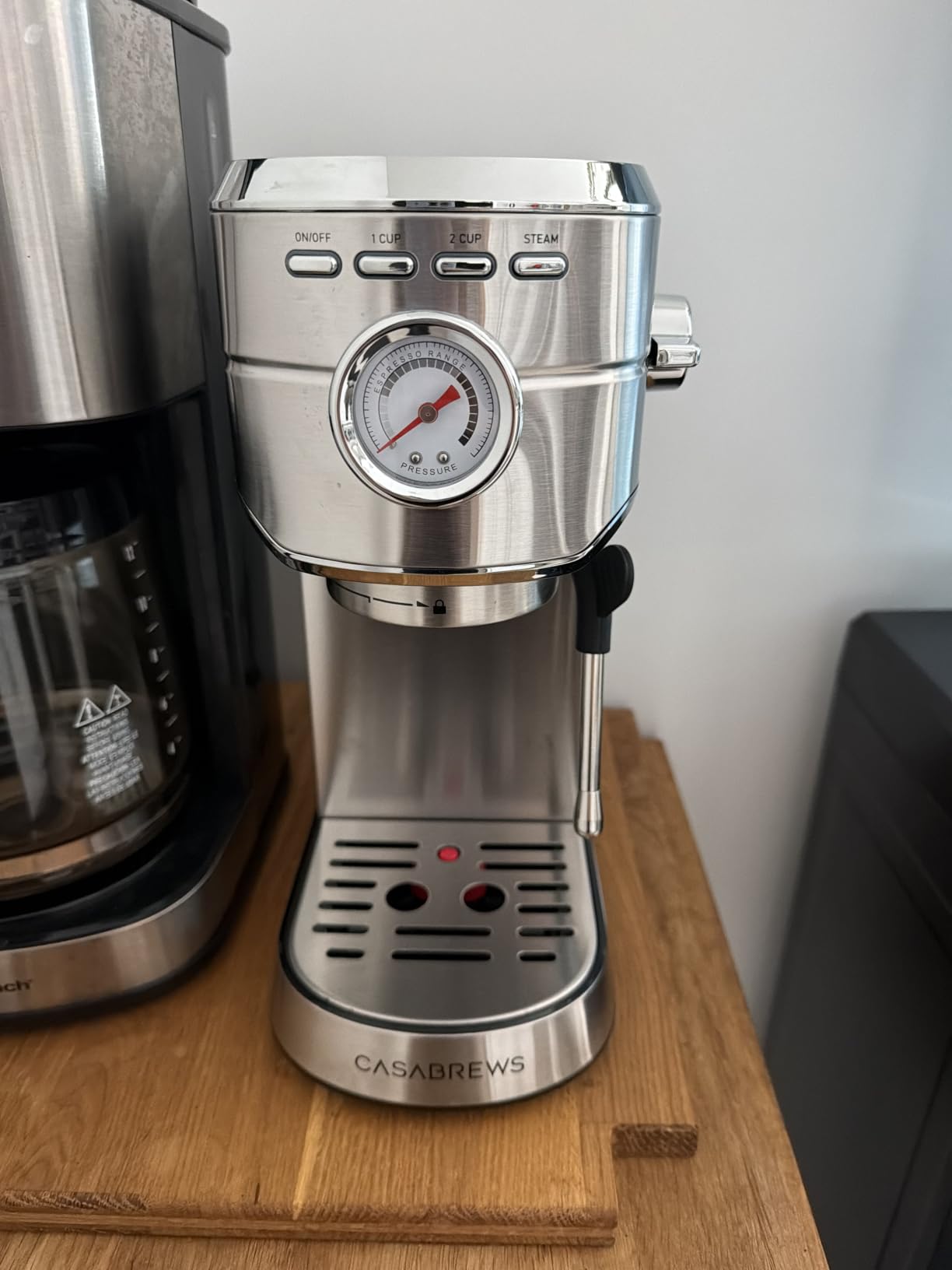 CASABREWS CM5418 Compact Espresso Machine with Milk Frothing Steam Wand | Stainless Steel, 20-Bar Pump, Built-in Pressure Gauge, Powerful Steam Wand for Cappuccino Latte for Home, 34oz Water Tank customer photo 1