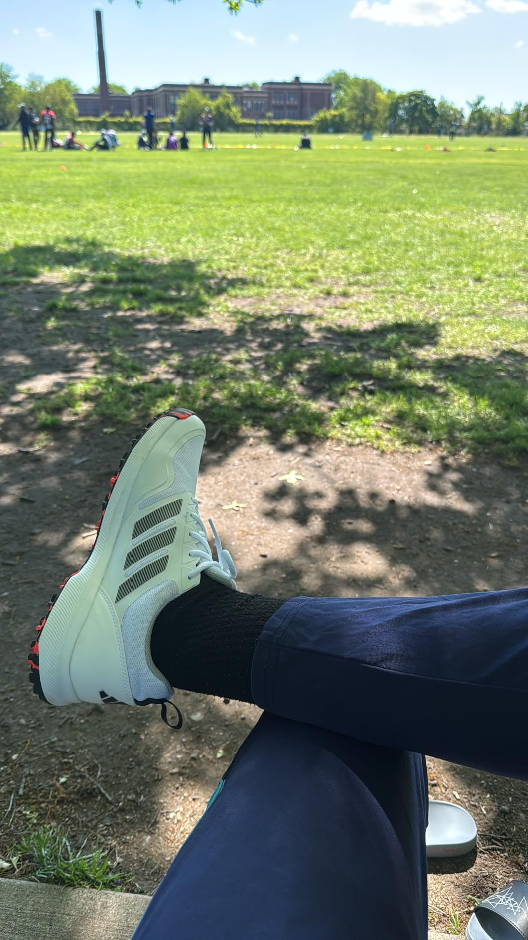 adidas Men's Tech Response 3.0 Spikeless Golf Shoes customer photo 1