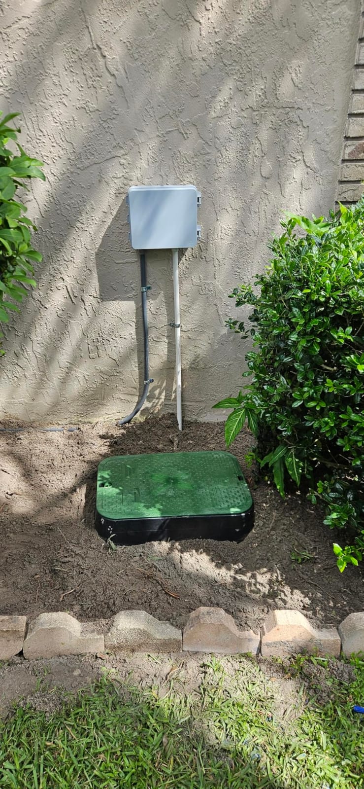 Yardian Pro 6-Zone Smart Sprinkler Controller, Apple HomeKit & Wi-Fi customer photo 2