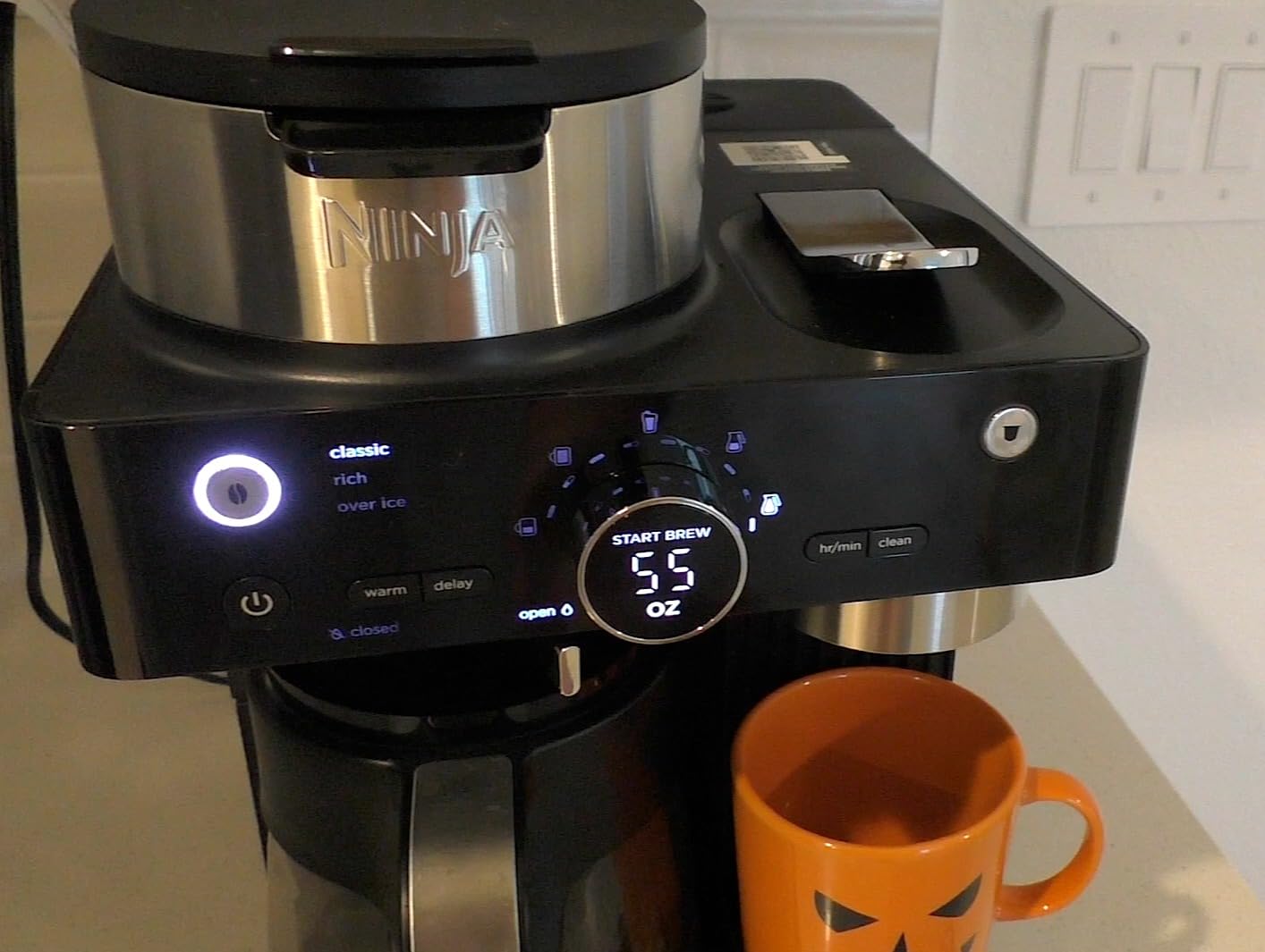 Ninja Espresso & Coffee Maker, Nespresso Capsule Compatible, Black, CFN601 | Barista System, 3 Espresso Brew Styles, Single-Serve Coffee, Built-in Frother, Espresso, Cappuccino & Latte Maker customer photo 2