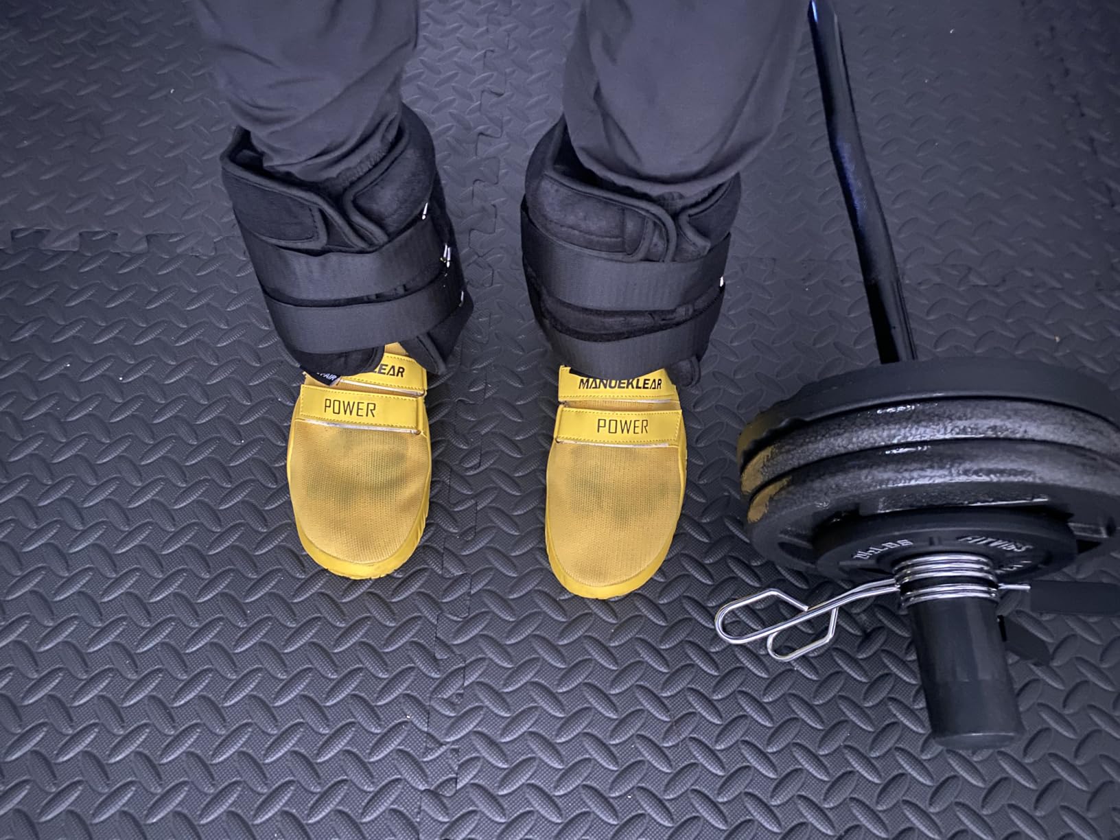MANUEKLEAR Deadlift Shoes - Weight Lifting Shoes for Men Women - Weightlifting Squat Shoes Fitness Cross-Trainer Barefoot Gym Training Sneakers customer photo 1