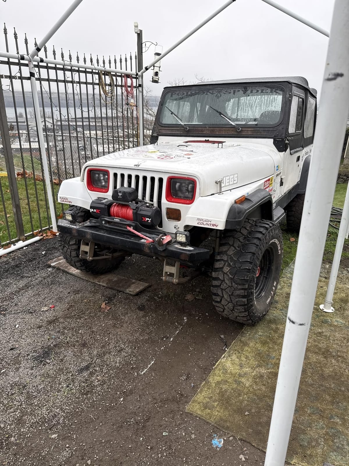 X-BULL Winch-13500 lb. Load Capacity Electric Winch Kit 12V Synthetic Rope, Waterproof IP67 Electric Winch with Hawse Fairlead, with Wireless Handheld Remote and Corded Control Recovery customer photo 2