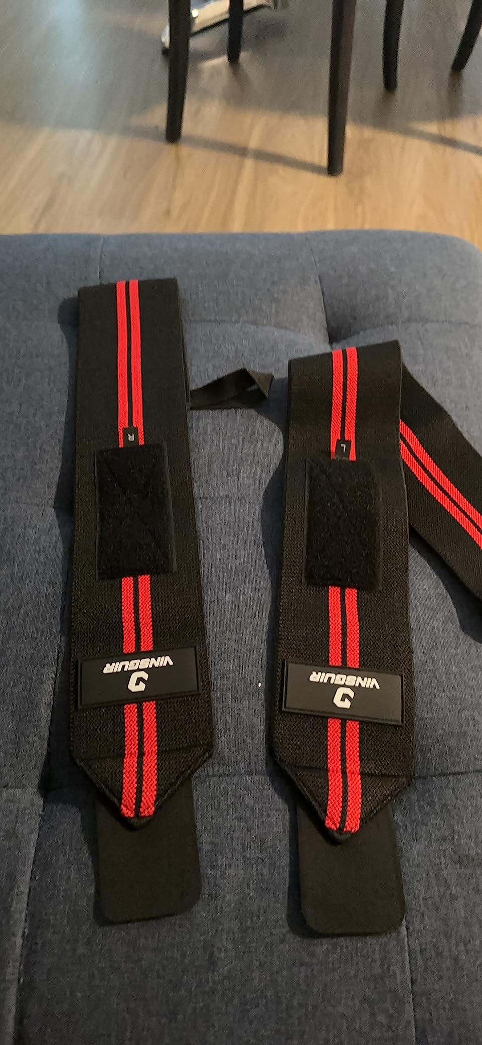 VINSGUIR Wrist Wraps for Weightlifting, [USPA Approved] Lifting Straps for Wrist Support with Heavy Duty Thumb Loop, Gym Wrist Brace for Working Out, Crossfit, Powerlifting, for Men&Women customer photo 1