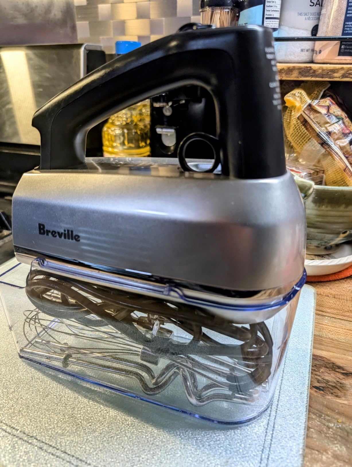 Breville BHM800DBL Handy Mixer for Baking, Damson Blue | 9 Speed Settings Plus Boost for Precise Control from Gentle Folding to High-Speed Whipping customer photo 2