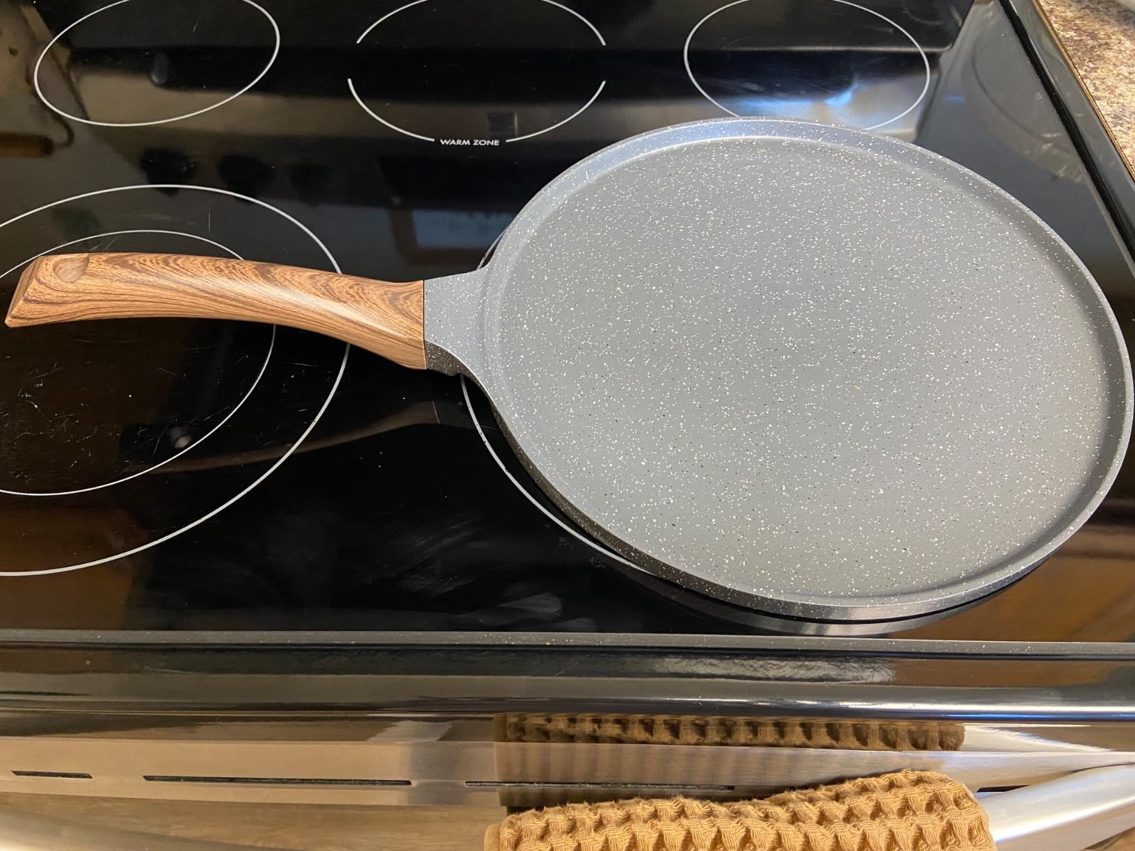 SENSARTE 12 Inch Nonstick Crepe Pan Granite Coating Pancake Pan Gray | Swiss Granite Coating Dosa Pan Pancake Flat Skillet Tawa Griddle with Stay-Cool Handle, Induction Compatible customer photo 1