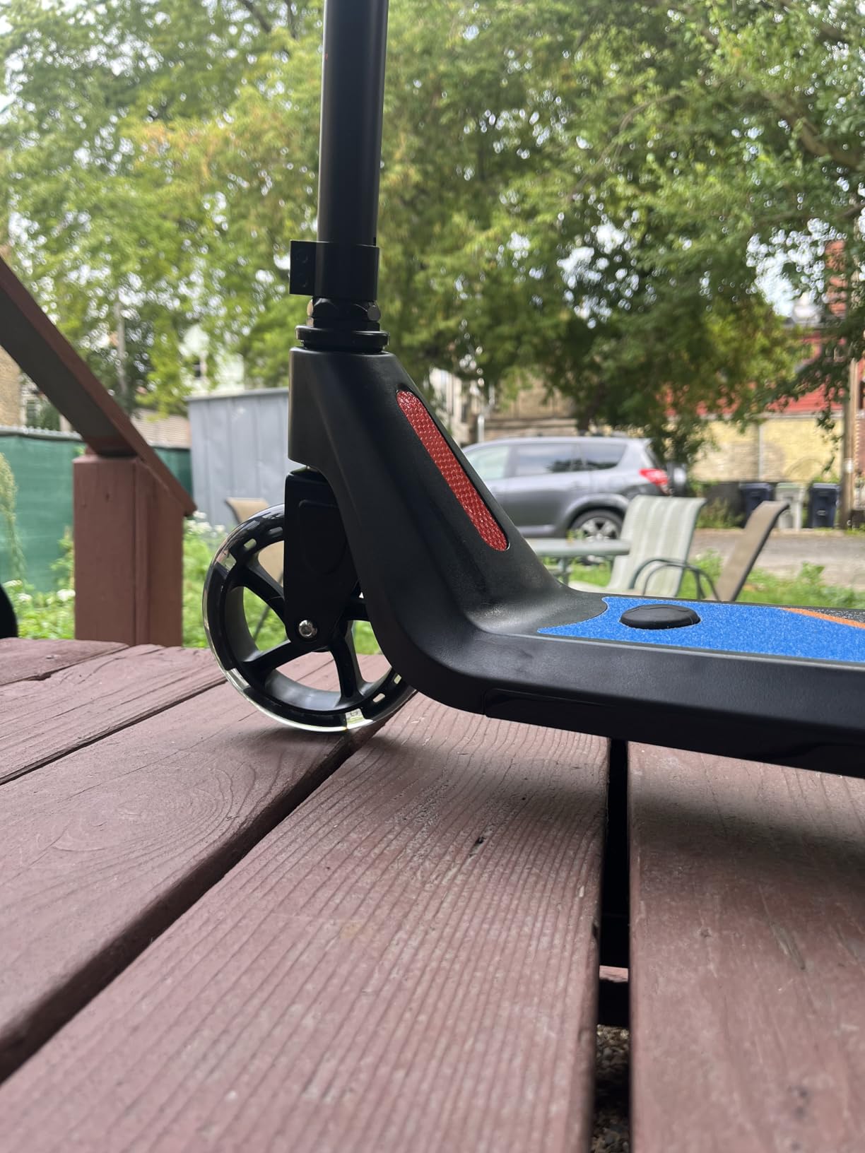 LINGTENG Electric Scooter for Kids Age 6-10, Kick-Start Boost Scooter with Adjustable Speed and Height, Flash Wheel & Deck Lights customer photo 1