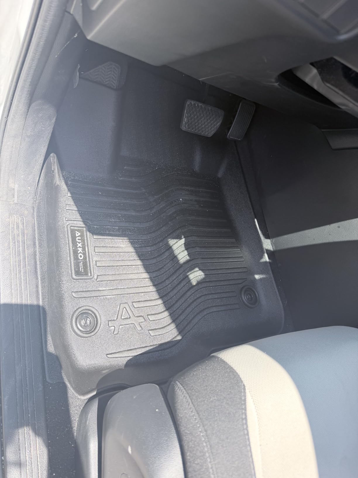AUXKO All Weather Floor Mats for Honda CR-V 2023-2026 (Include Hybrid) | High Wall,All-Weather,All Season,Odorless,Anti Slip,Rain&Salt Resistant,TPE Material,Black,Accessories,Pet Friendly customer photo 1