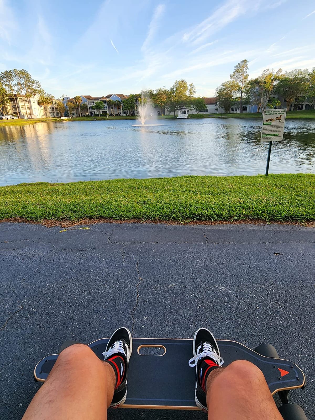 MEEPO Campus V3 Series/Envy Electric Skateboard with Remote, Top Speed Up to 29 Mph, 4 Speed Smooth Braking, Easy Carry Handle Design, Suitable for Adults & Teens customer photo 1