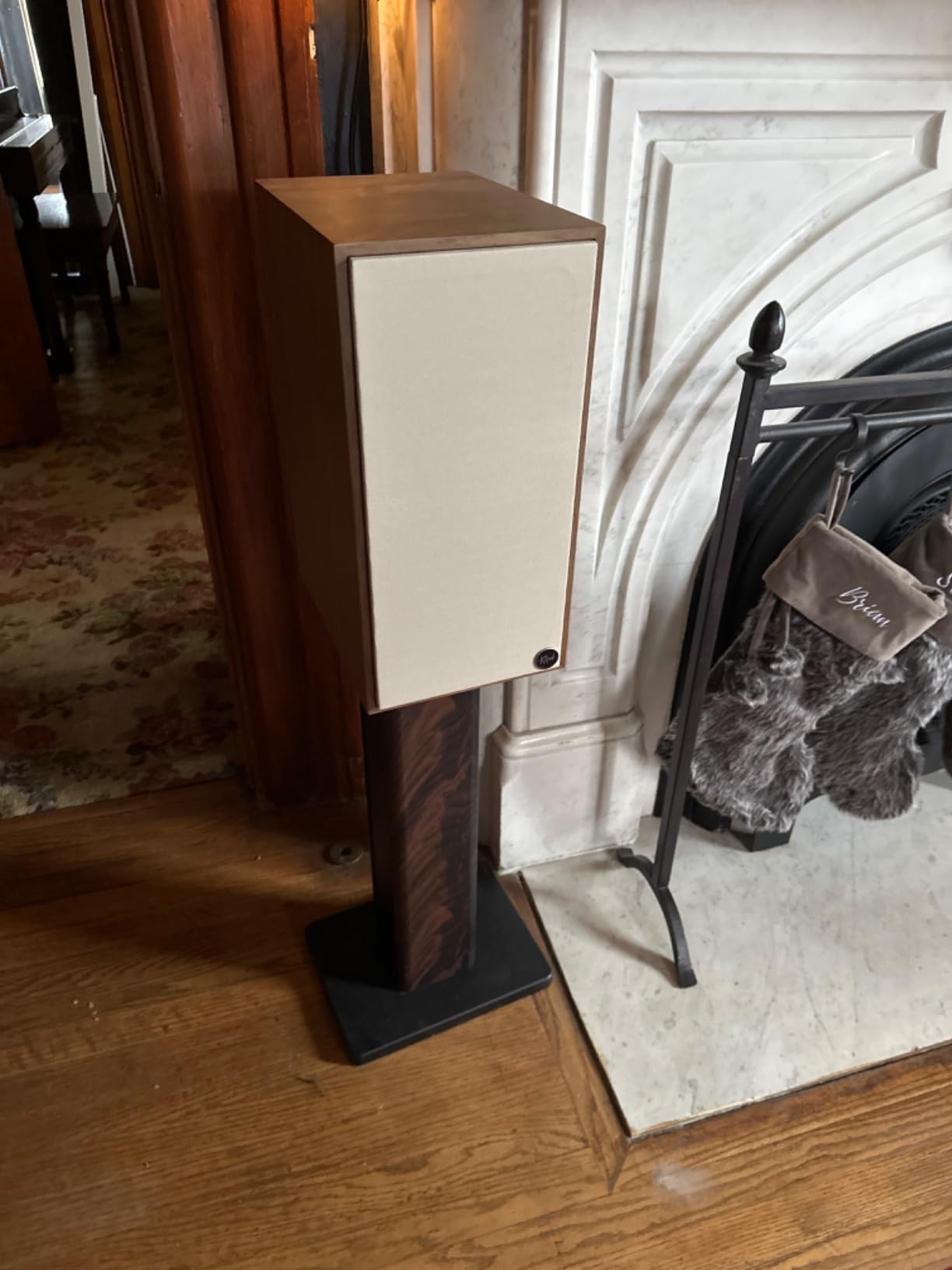Klipsch The Sevens Heritage Inspired (Pair) Powered Speakers - Black customer photo 1