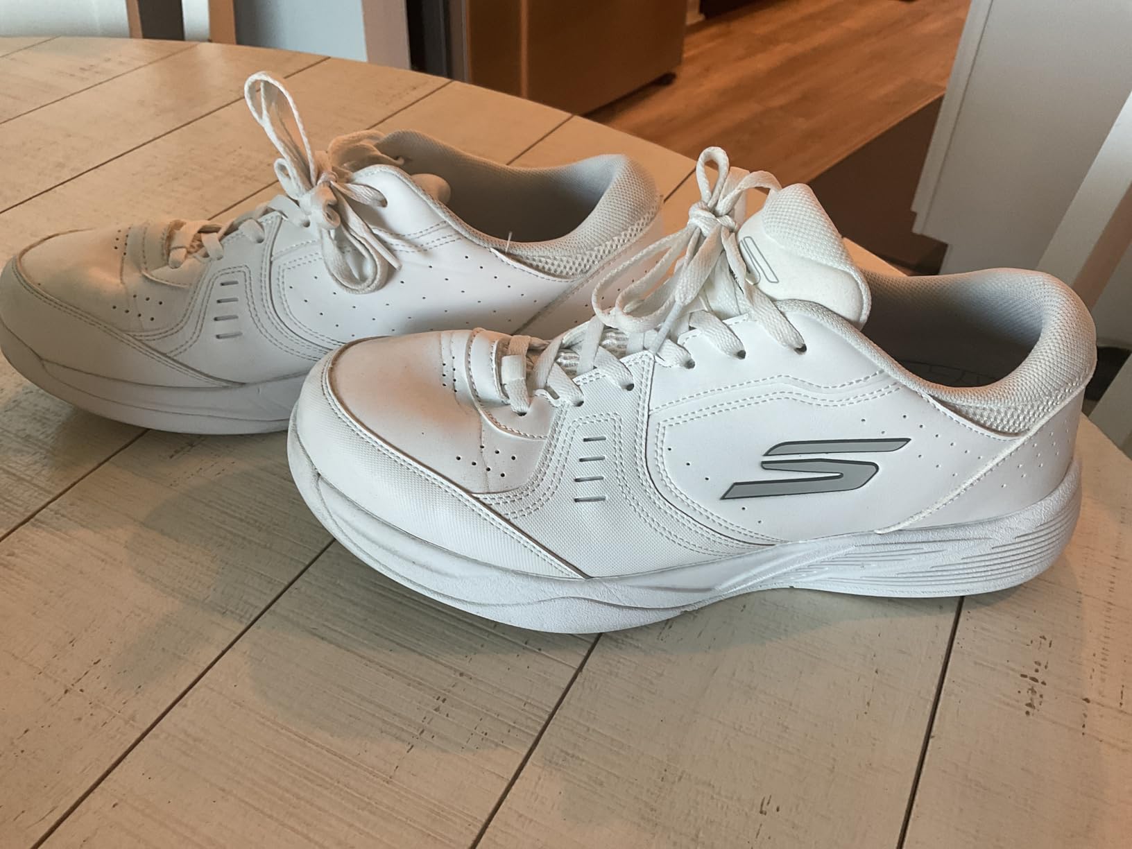 Skechers Unisex Adult Viper Court Smash - Athletic Indoor Outdoor Pickleball Shoes customer photo 1