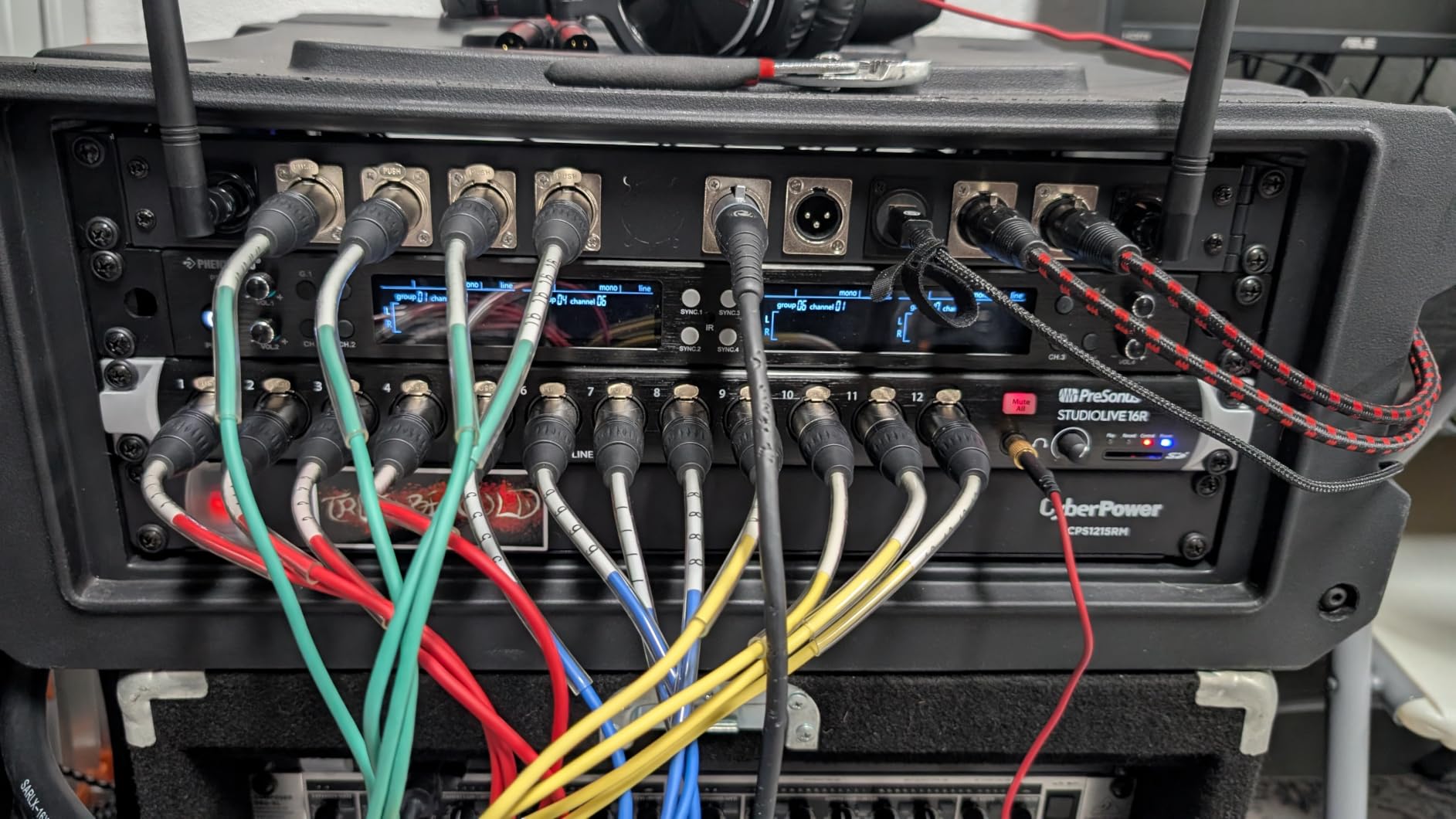 Phenyx Pro 4-Channel UHF Mono Wireless in Ear Monitor System PTM-33-4B | 4 Bodypacks, 4 x 25 Frequencies, 164 ft Range, Singers, Musicians, Bands, Live Stage, Worship customer photo 1