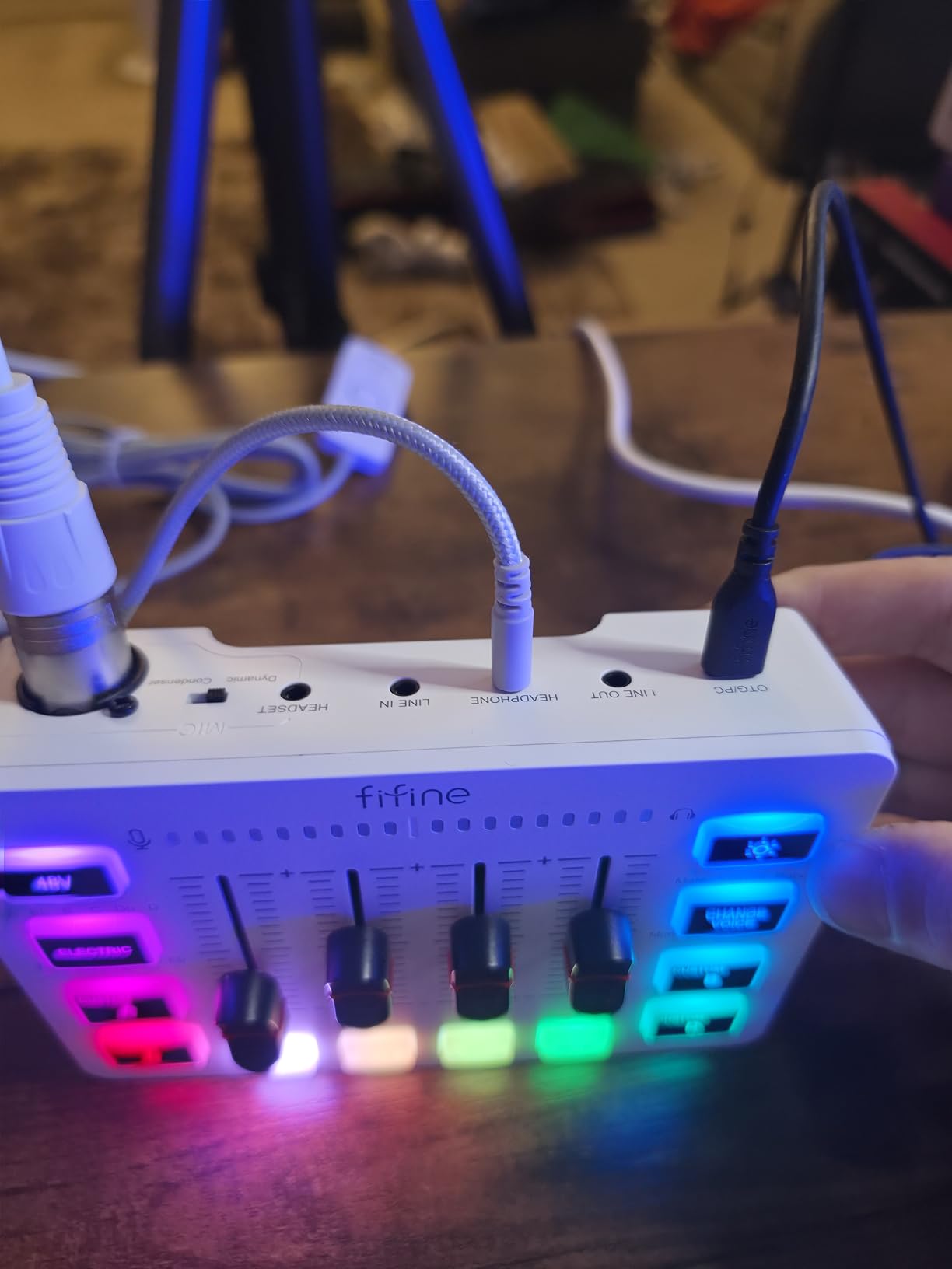 FIFINE Gaming Audio Mixer, Streaming RGB PC Mixer with XLR Microphone Interface, Individual Control, Volume Fader, Mute Button, 48V Phantom Power, for Podcast/Recording/Vocal/Game Voice-AmpliGame SC3 customer photo 2