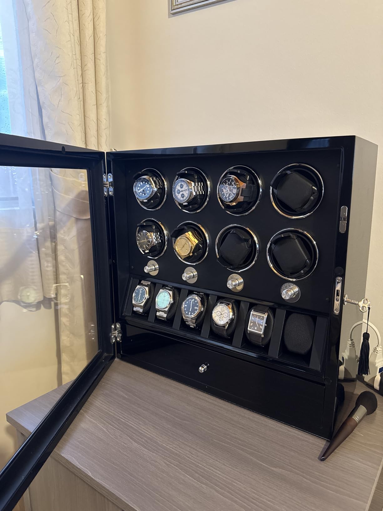 Watch Winder for Automatic Watches, Lockable Watch Winders with Watch and Jewelry Storages, Super Quiet Mabuchi Motor with High-Gloss Piano Lacquer Finish, Built-in Illumination customer photo 1