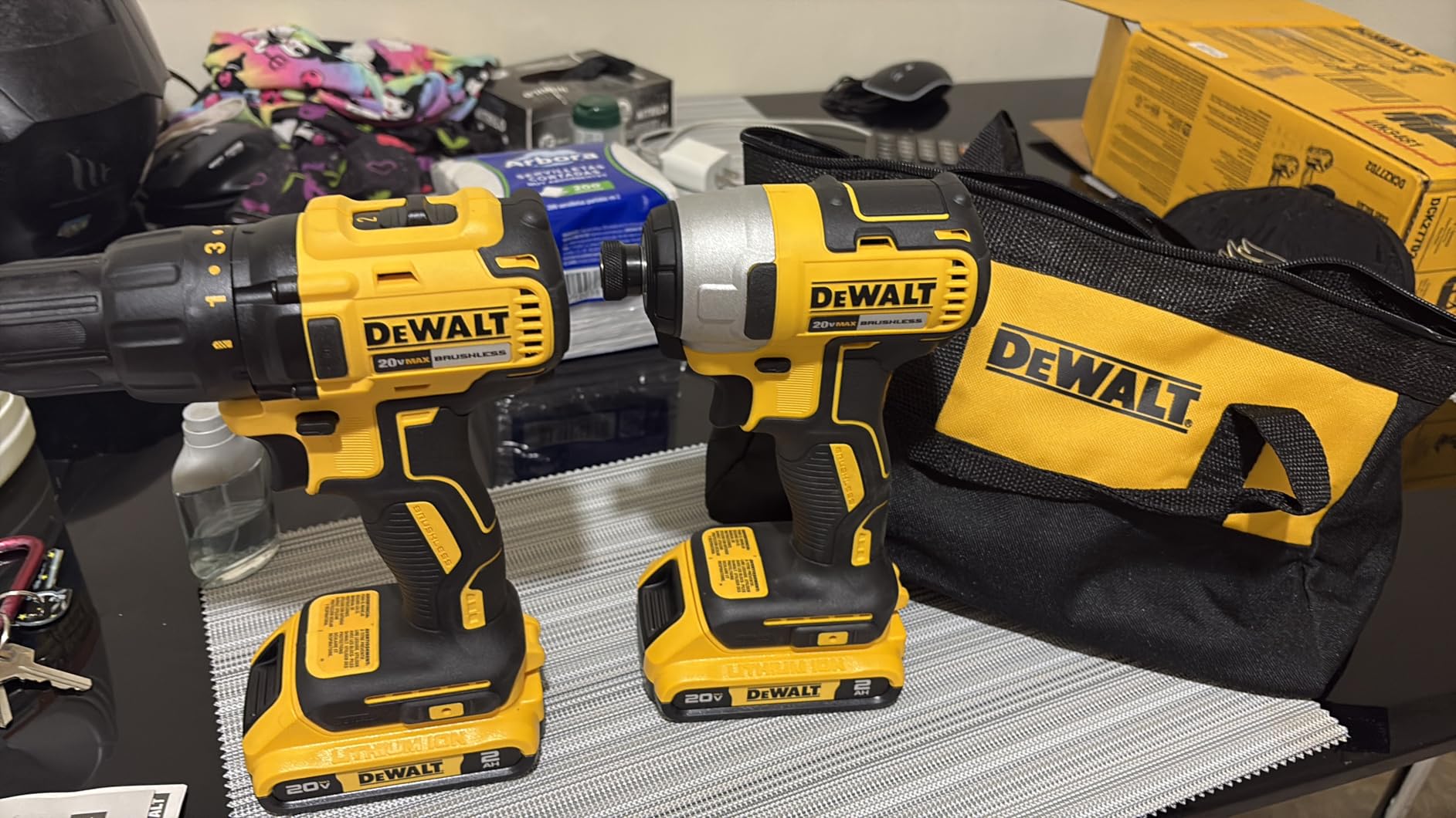 DEWALT 20V MAX Cordless Drill and Impact Driver, Power Drill Brushless 2-Tool Power Tool Combo Kit, Includes 2 Batteries, Charger and Bag (DCK277D2) customer photo 2