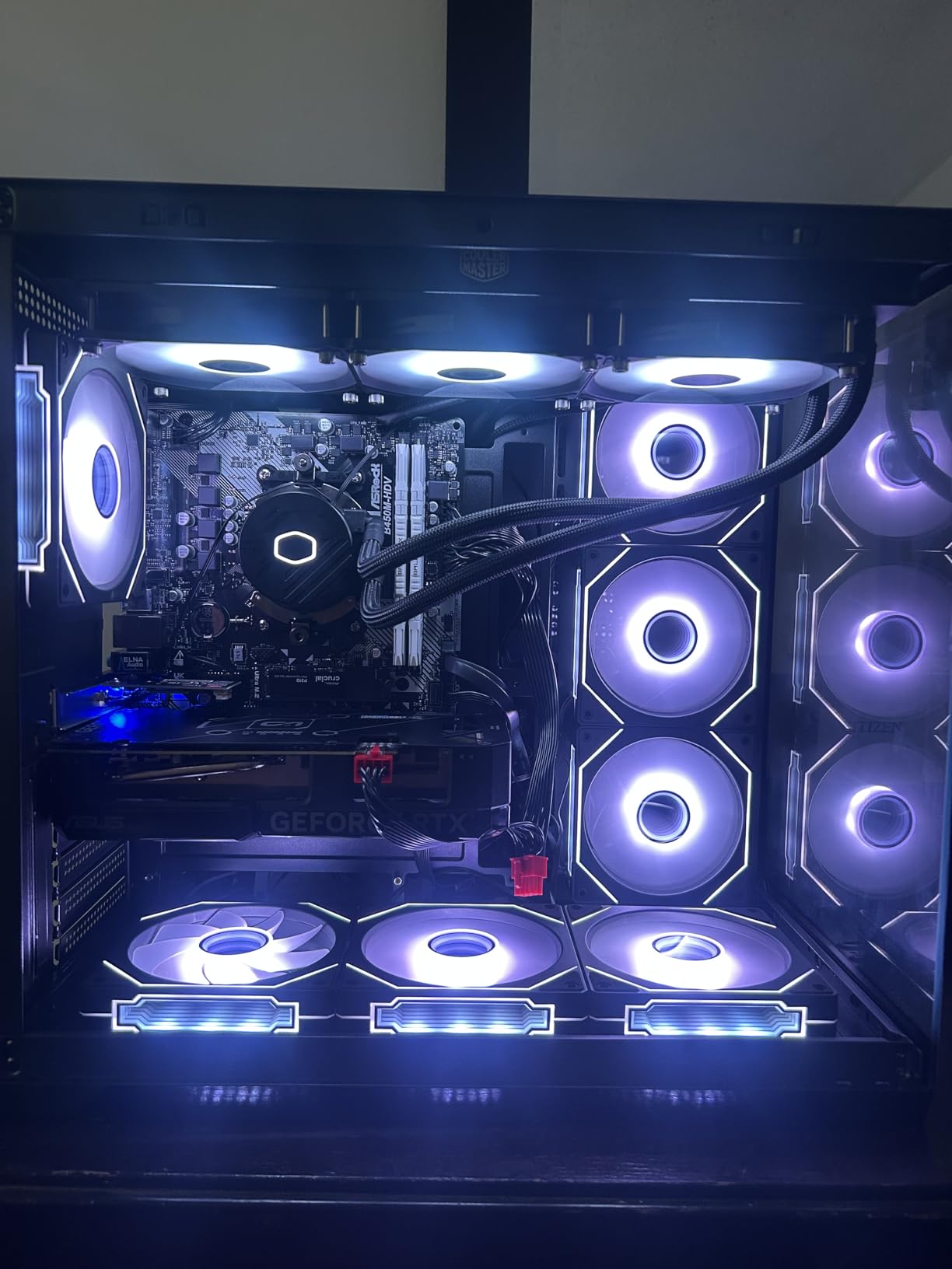 Cooler Master 360L Core AIO CPU Liquid Cooler - 360mm Radiator, 3X ARGB PWM Fans, Patented Gen S Dual-Chamber Pump, Quiet Cooling & Easy Installation, AMD AM5/AM4 & Intel LGA 1851/1700, Black customer photo 1