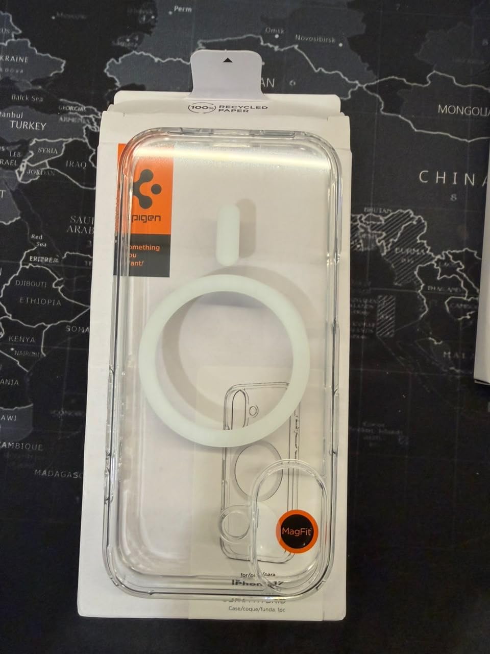 Spigen Ultra Hybrid MagFit for iPhone 15/14/13 Case [Anti-Yellowing] [Compatible with MagSafe] - Clear customer photo 2