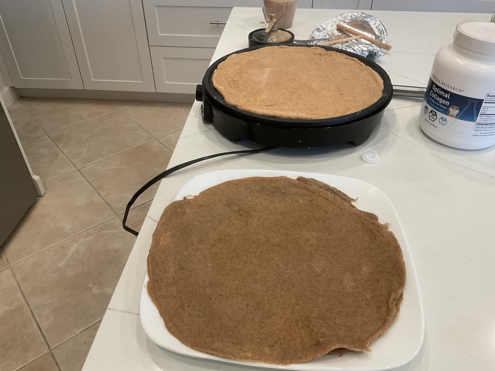 Nutrichef Electric Crepe Maker Pan & Griddle | 12 Inch Nonstick Cooktop | LED Indicators & Adjustable Temperature Control | Includes Spatula, Batter Spreader | Cooks Crepes, Roti & Pancakes customer photo 1