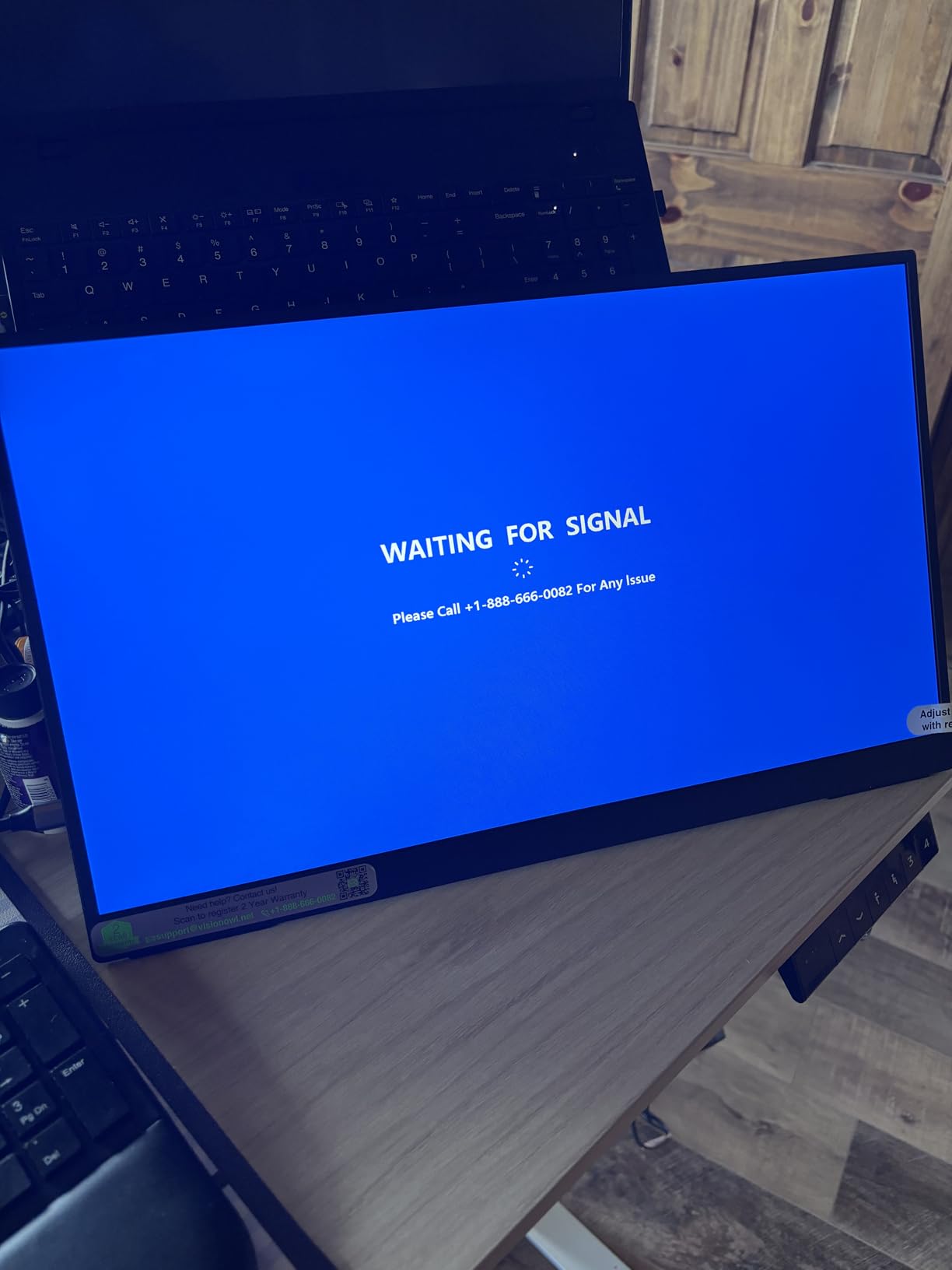 VisionOwl Portable Monitor 18.5