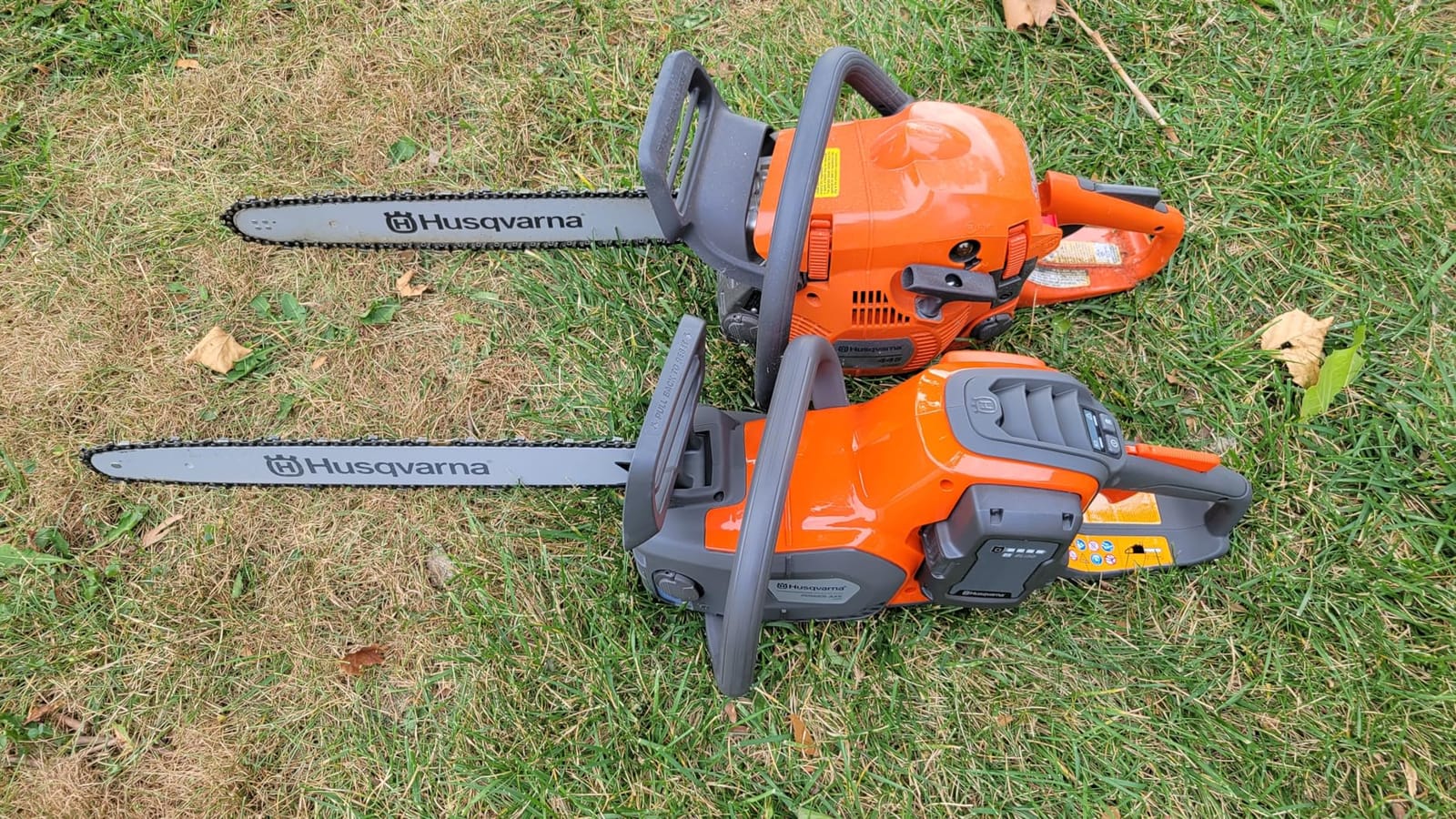 Husqvarna Power Axe 350i Cordless Electric Chainsaw, 18 Inch, 40V Brushless with Battery and Charger customer photo 2