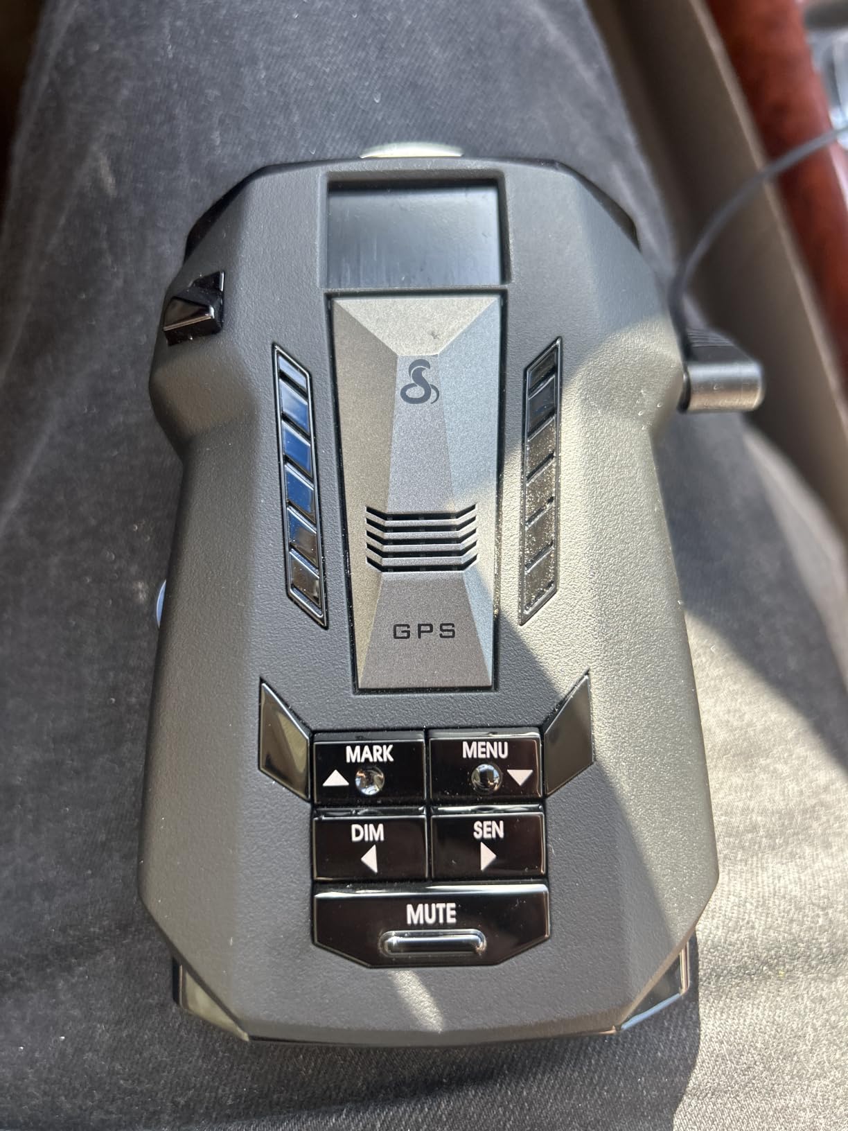 Cobra RAD 700i Laser Radar Detector, Premium Detection Range | AutoLearn Intelligence, Advanced Filtering Software, Apple CarPlay and Android Auto Compatible customer photo 2