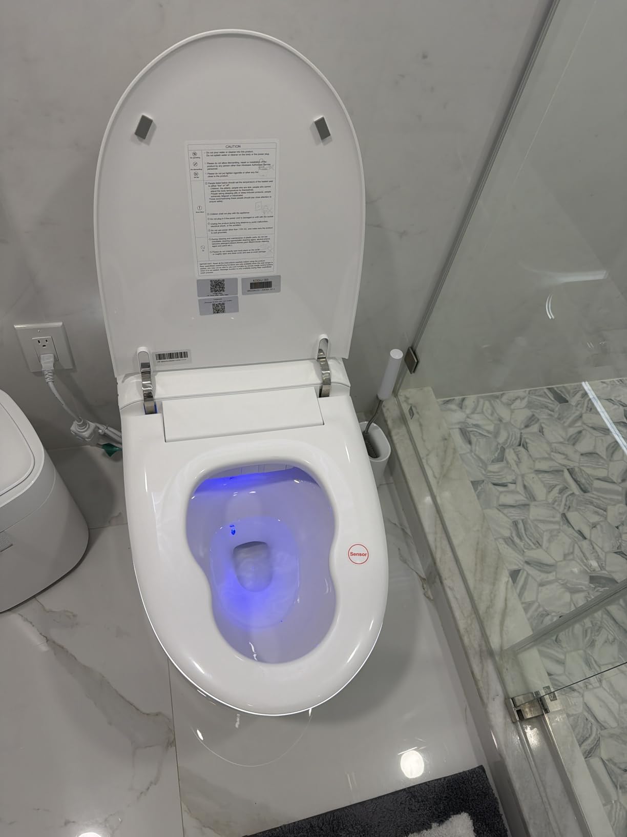 LOUPUSUO Smart Toilet with Bidet Built In with Warm Water Sprayer and Dryer | Foot Sensor Operation, Heated Seat toilet with LED Display for Bathroom, Auto Dual Flush customer photo 1