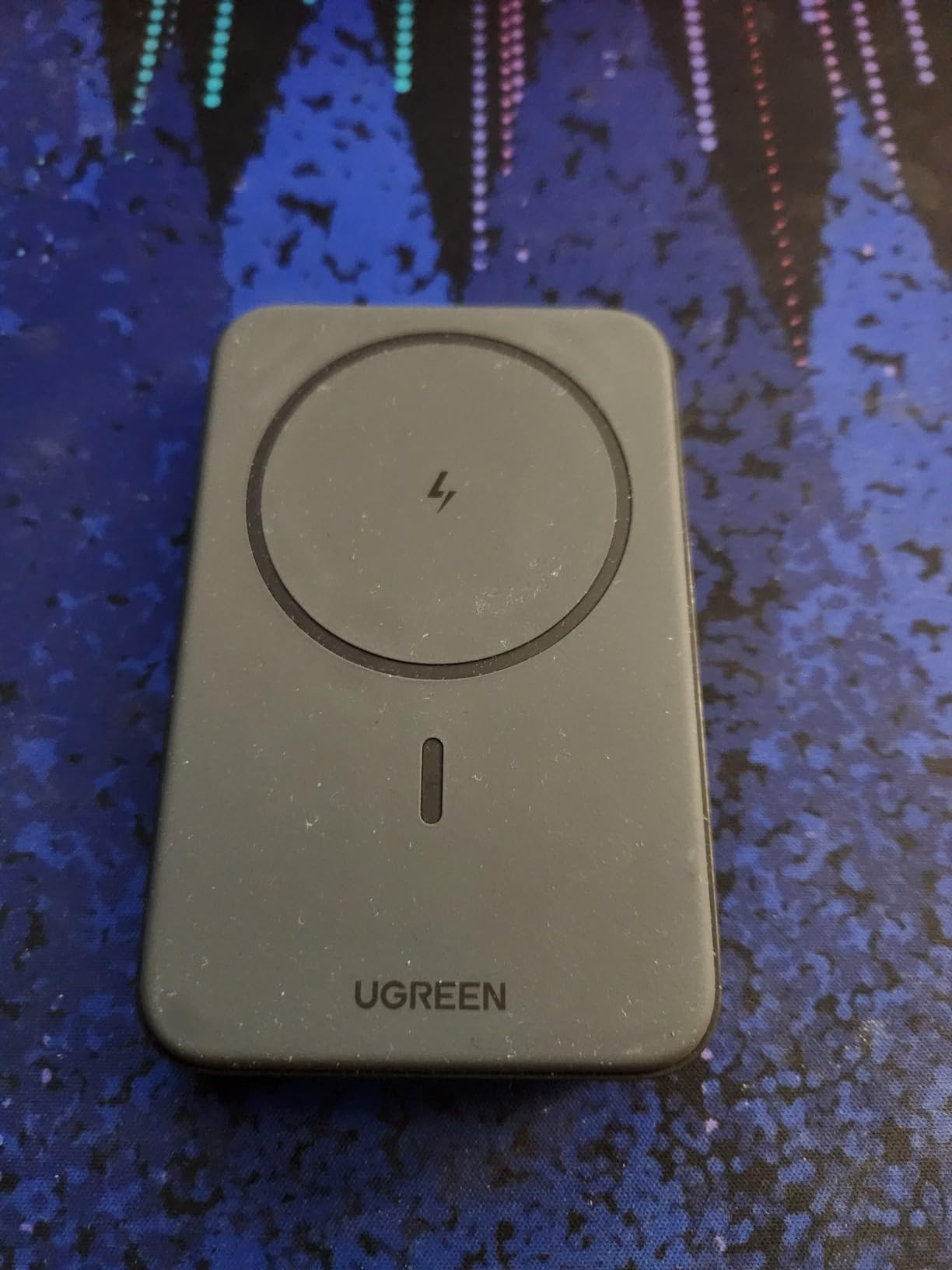 UGREEN 10000mAh Magnetic Power Bank PD 20W USB-C for iPhone 16 Pro Max | MagSafe-compatible, USB-C 20W PD fast charging. Slim magnetic attachment for iPhones customer photo 1