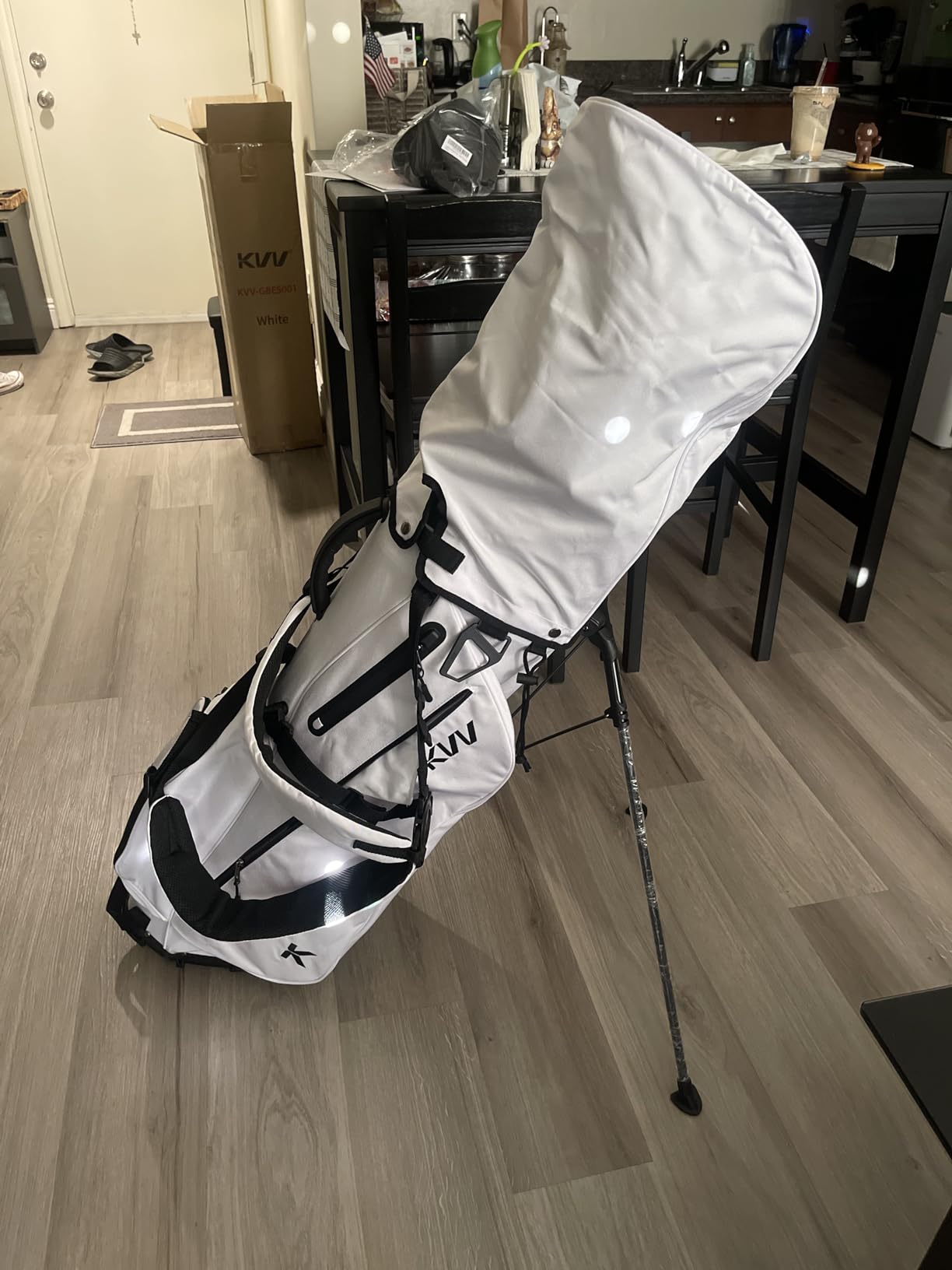 KVV Lightweight Golf Stand Bag with 7 Way Full-Length Dividers, 5 Zippered Pockets, Automatically Adjustable Dual Straps, Elegant Design customer photo 1