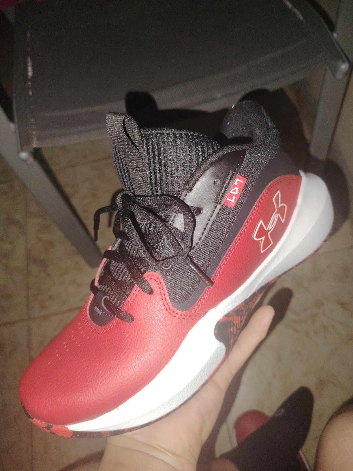 Under Armour Unisex-Adult Lockdown 7 Basketball Shoe customer photo 2