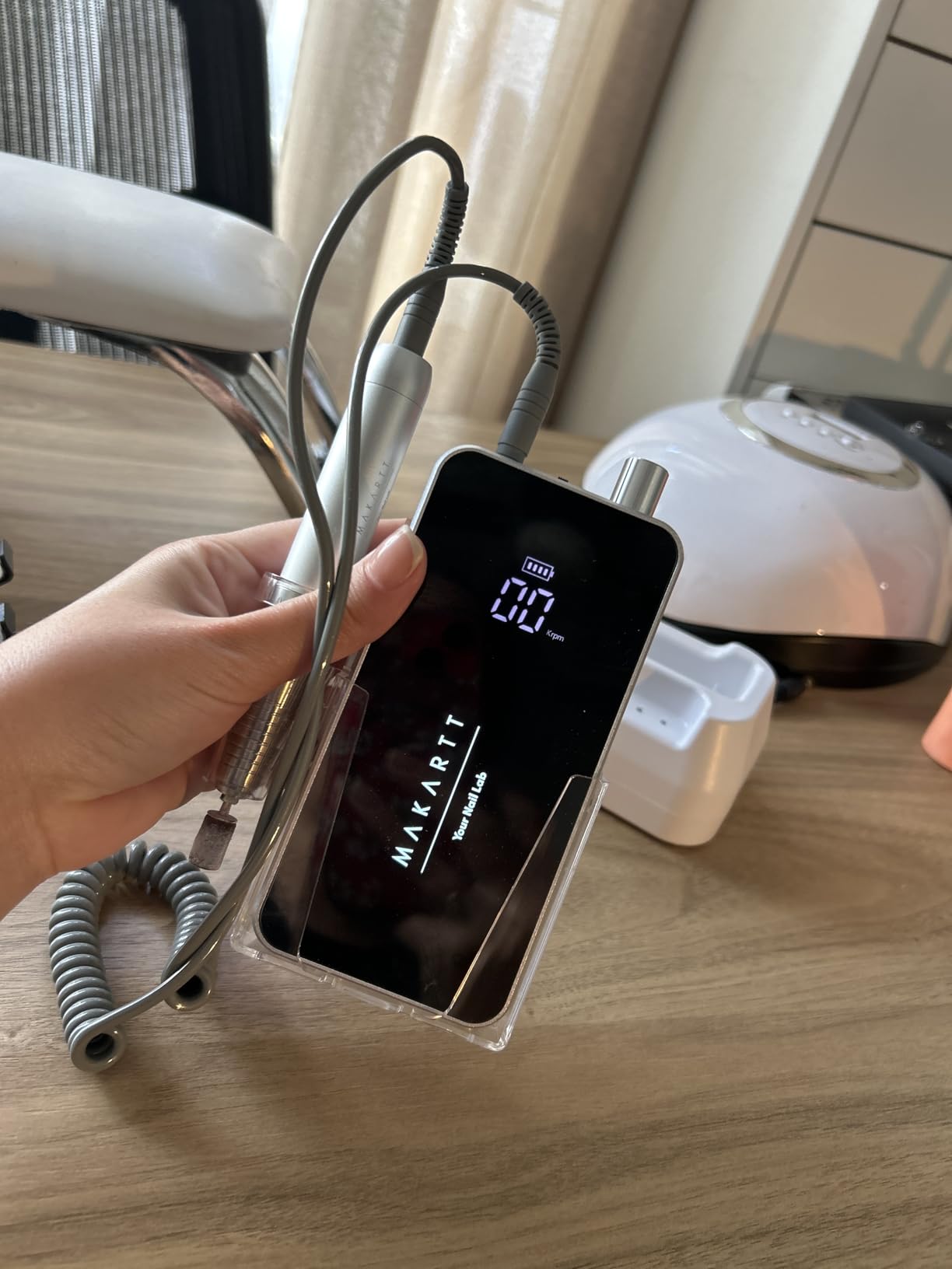 Makartt Professional Nail Drill for Nail Techs: 35000RPM E-File, Black | 60W Coreless Motor, Stepless Speed, 2-in-1 Desktop & Portable, 14H Battery, F&R, Quiet, Fast Acrylic Removal, Salon Home Use customer photo 1