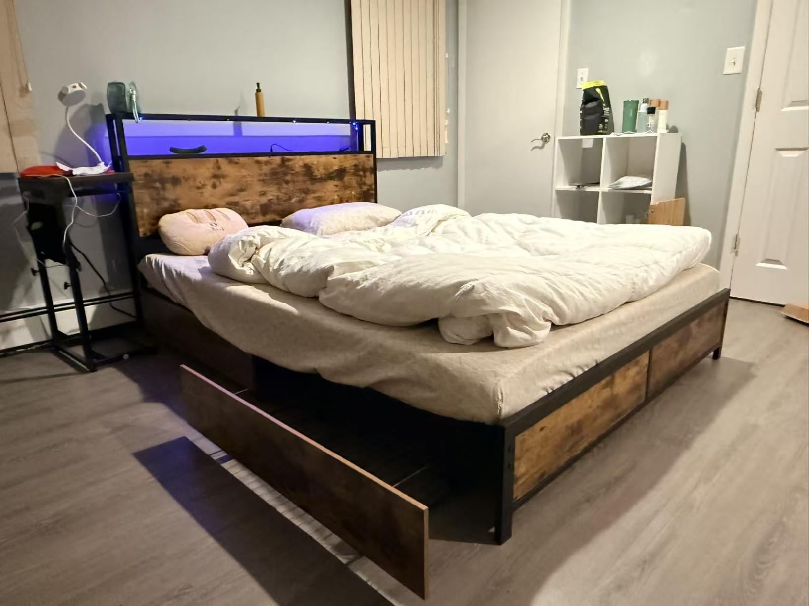 Lifezone Queen Bed Frame with 2-Tier Storage Headboard, 4 Storage Drawers, Charging Station & LED, Vintage Brown customer photo 2