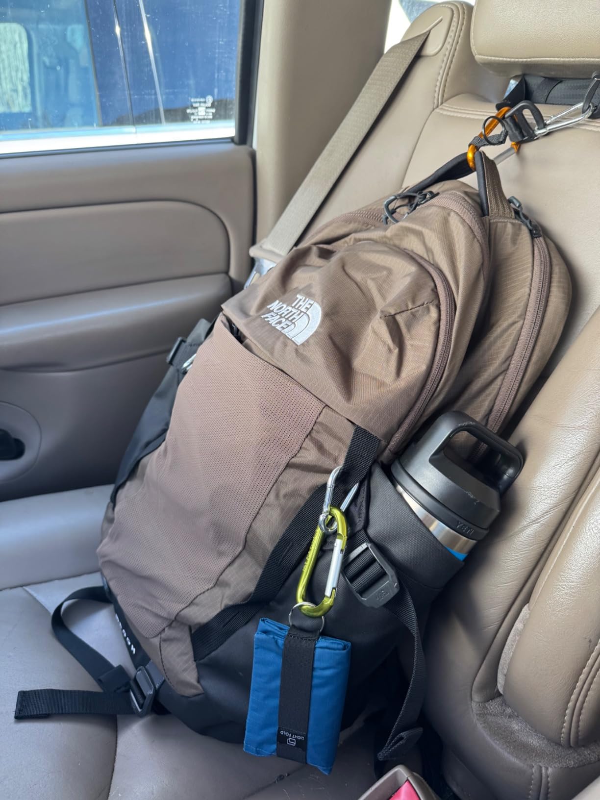 The North Face Recon Everyday Laptop Backpack, Blk/Blk-NPF, One Size customer photo 2