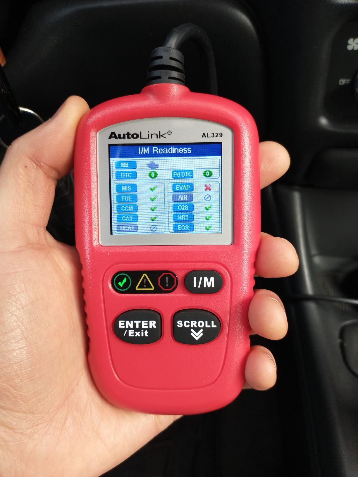 Autel OBD2 Scanner AutoLink AL549, Car Check Engine Code Reader with ABS, Car Battery Tester & Alternator Tester, Plug and Play, Upgrade Ver. of AL519 AL319 AL329 ML519 OBDII CAN Diagnostic Scan Tool customer photo 1