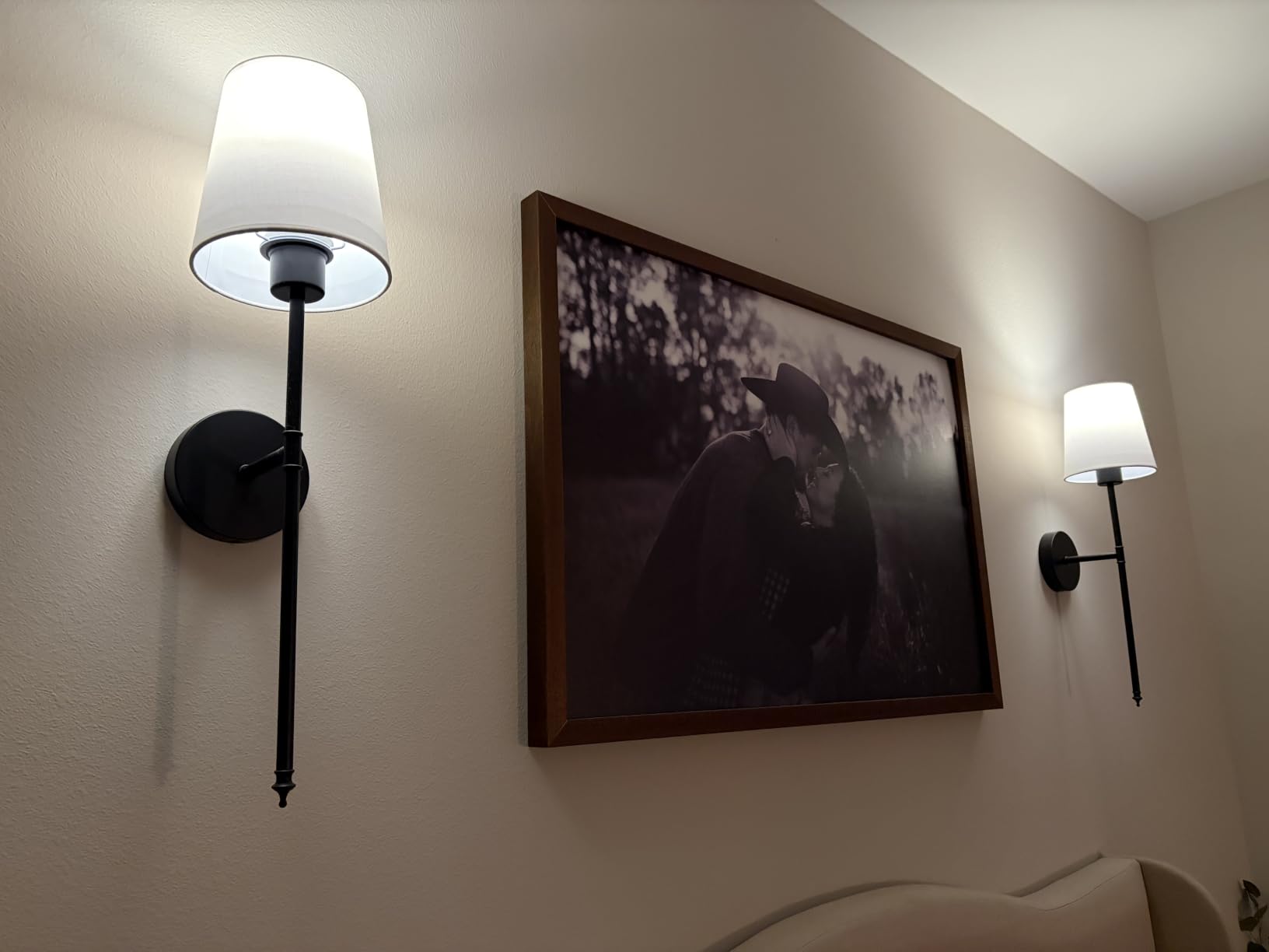 NIORSUN Battery Operated Wall Sconce Set of 2, Gold Rechargeable Wall Lights with 10400mAh Dimmable Bulbs and Remote, 10 Colors Wireless Wall Lamps for Bedroom Living Room Hallway Decor customer photo 2