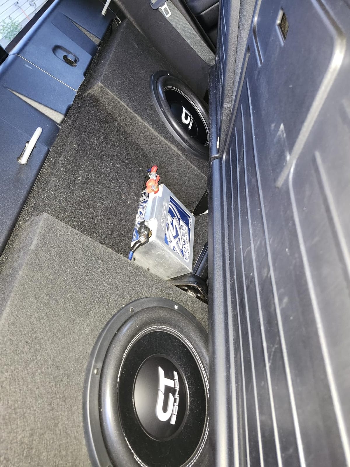 CT Sounds Hydro 12