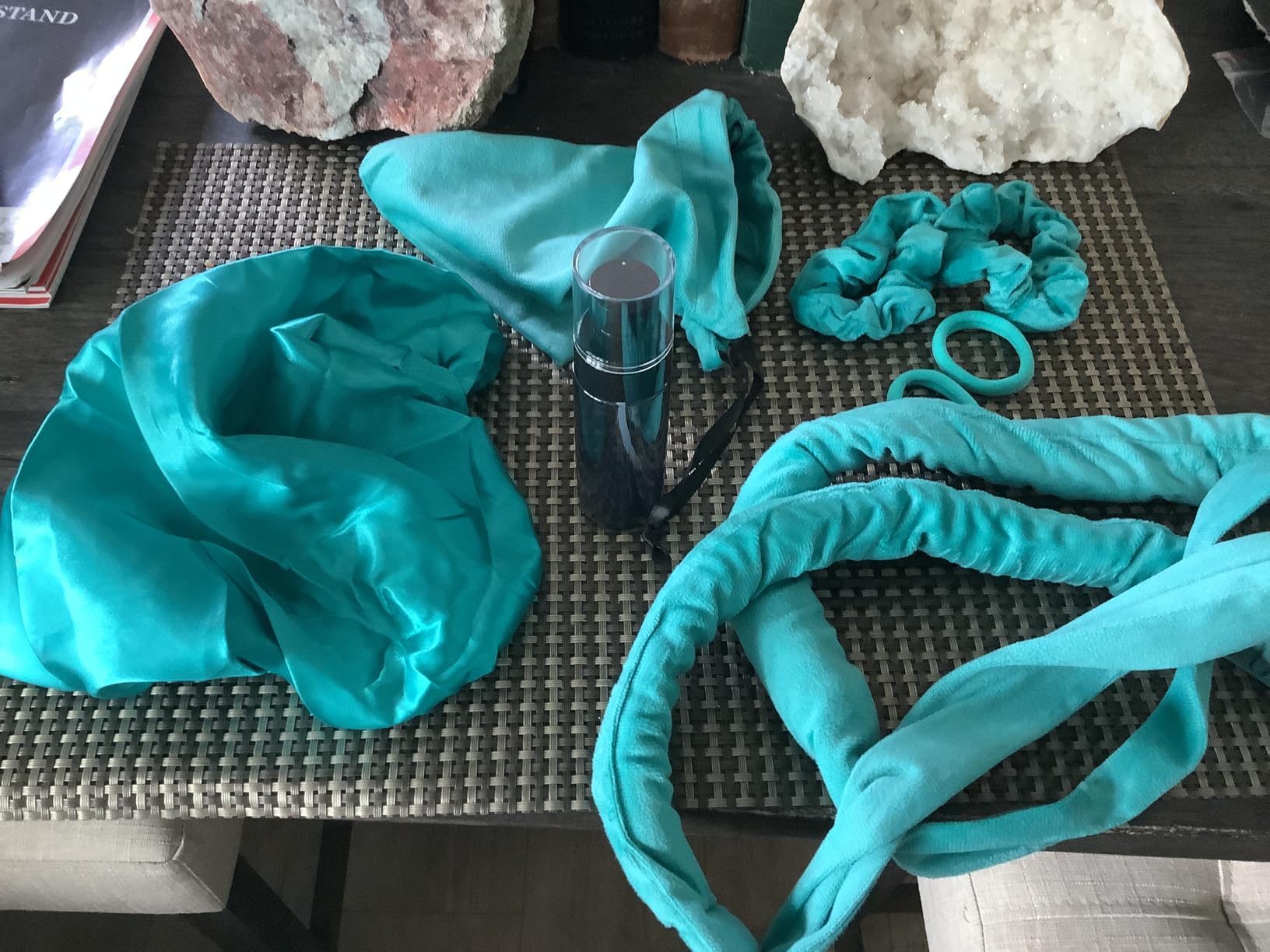 Gwabee Velvet Heatless Curls Overnight Hair Curlers to Sleep In | 70