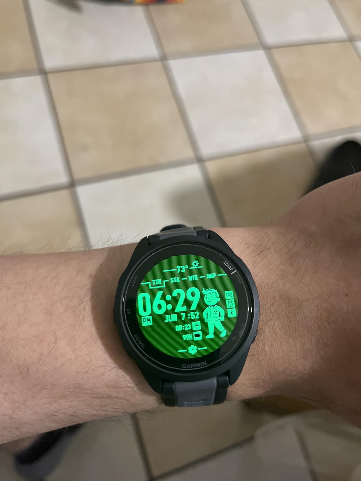 Garmin Forerunner 165, Running Smartwatch, 43mm, Whitestone customer photo 1