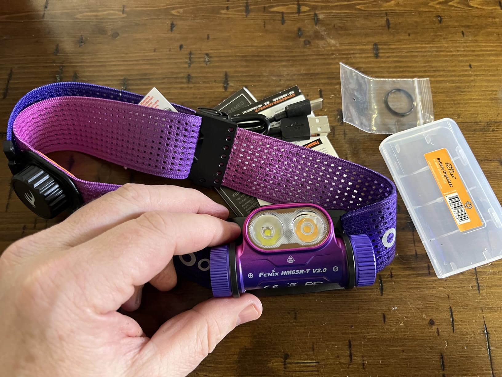 Fenix HM65R-T V2.0 Running Headlamp, 1600 Lumen White Light and Warm White Dual Beams, USB-C Rechargeable, Lightweight Long Runtime for Trail Running customer photo 2