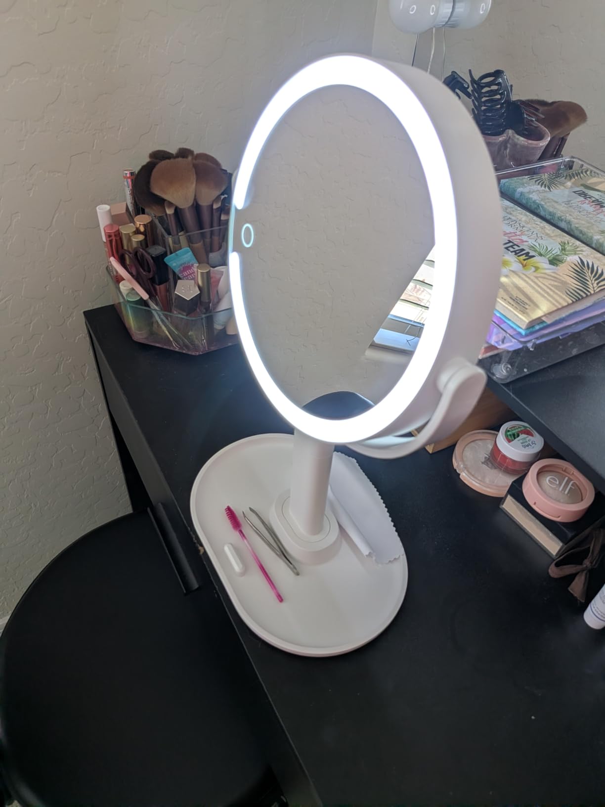 MIYADIVA Makeup Mirror with Lights,20X Magnifying Mirror with Light and Touch Switch,Vanity Mirror with 3 Color Light and 80 LEDs,2-Sided Lighted Magnified Mirror 8.8 Inches customer photo 1