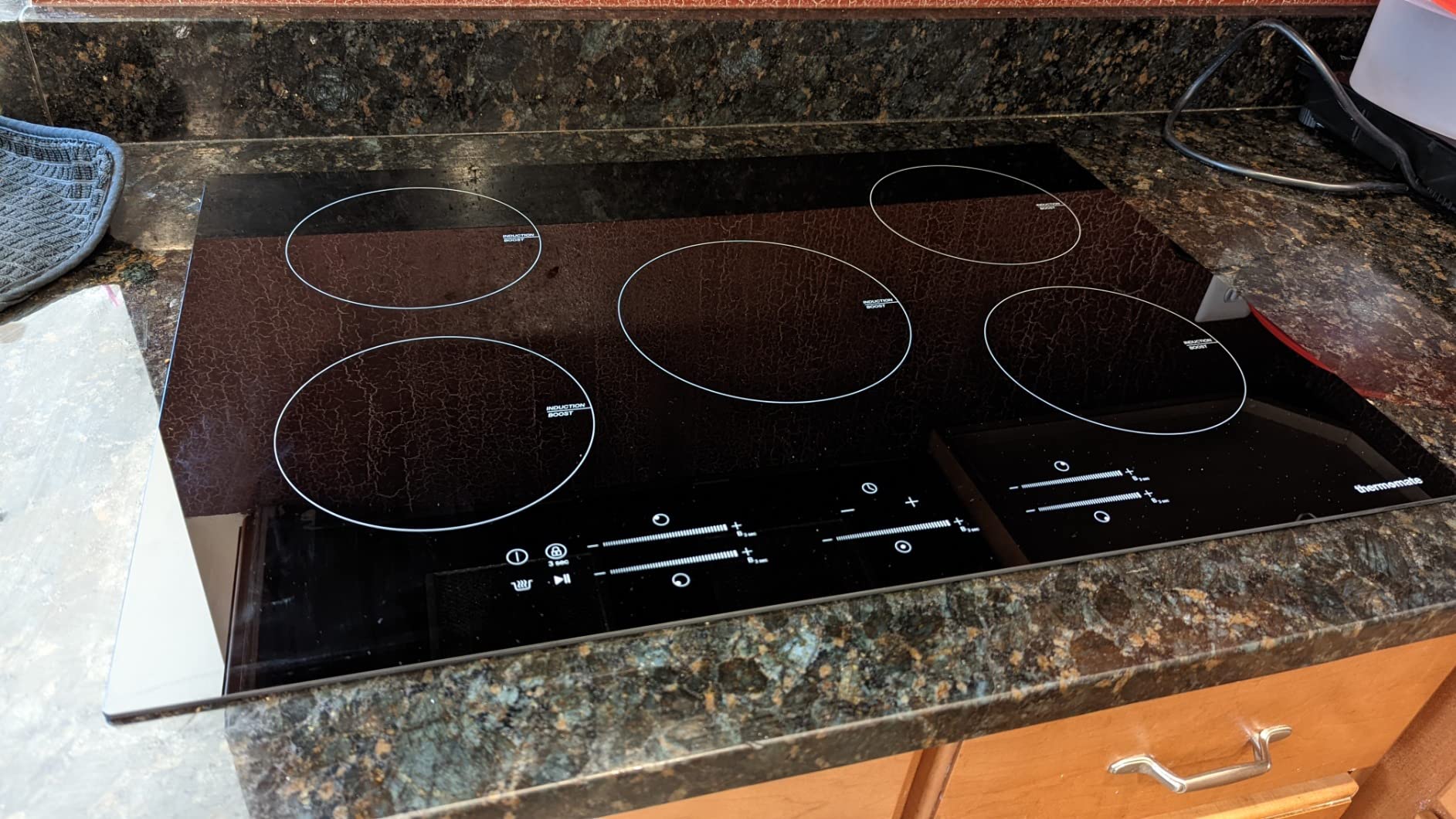 ThermoMate 30 Inch Induction Cooktop, 7200W Built in Induction Stove Top, Electric Cooktop with 4 Boost Burner, 9 Heating Level, Timer & Child Safety Lock, Sensor Touch Control, 240V customer photo 1