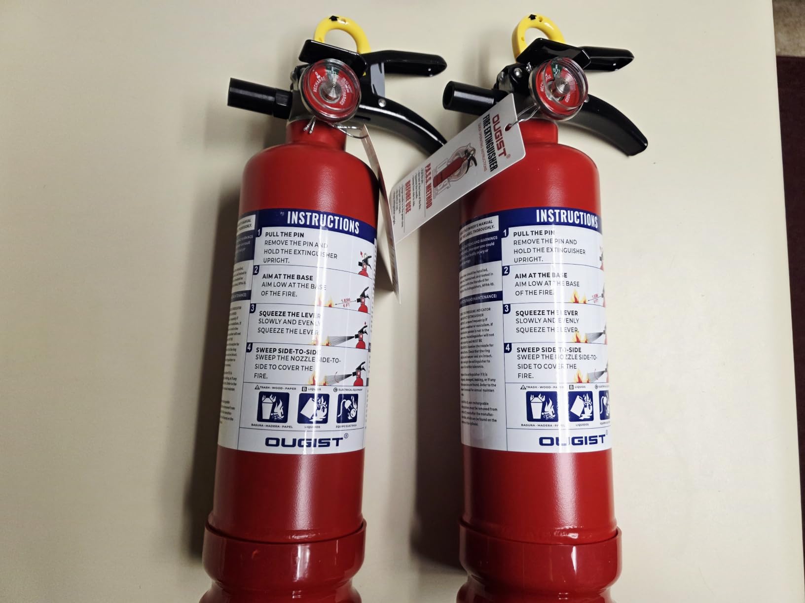 Ougist Signature ABC Fire Extinguisher for Home, 2.5 lb, 1 Pack | 1-A:10-B:C Rated Dry Chemical Extinguisher Designed For Initial Household Fires In Kitchens, Garages And Living Areas customer photo 1